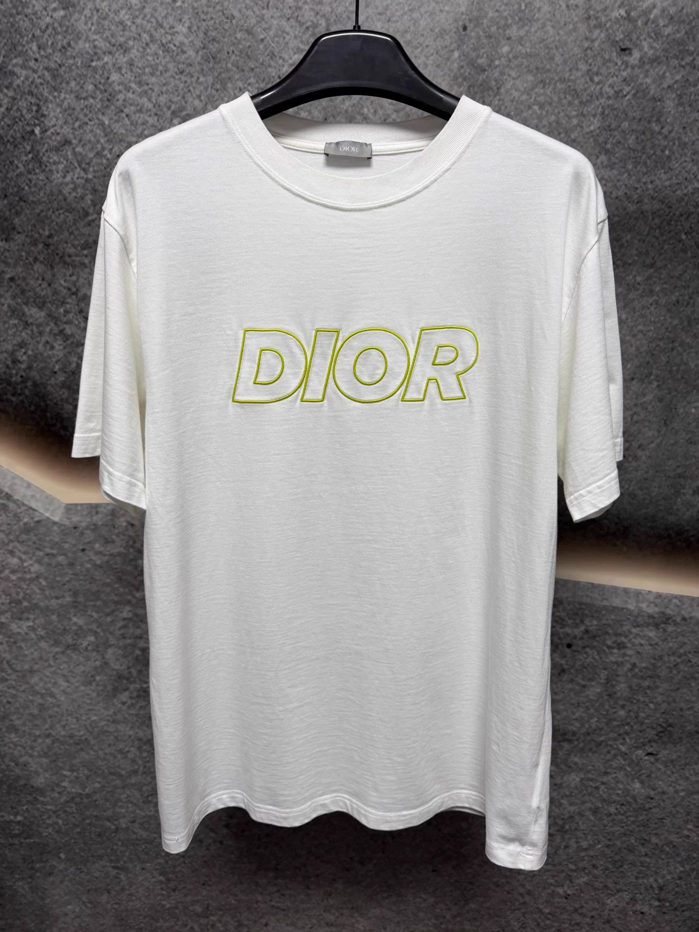 Dior Dior SS23 White L Short-Sleeve T-Shirt Size L / US 10 / IT 46 - 1 Thumbnail
