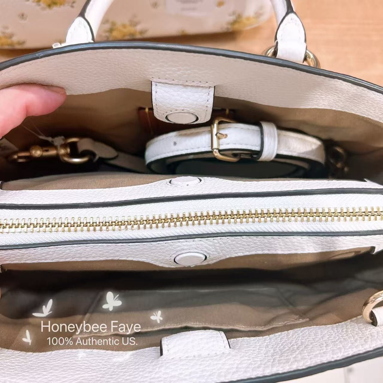Coach Savannah Small Carryall Bag With Floral Print CAL42 Size ONE SIZE - 5 Thumbnail
