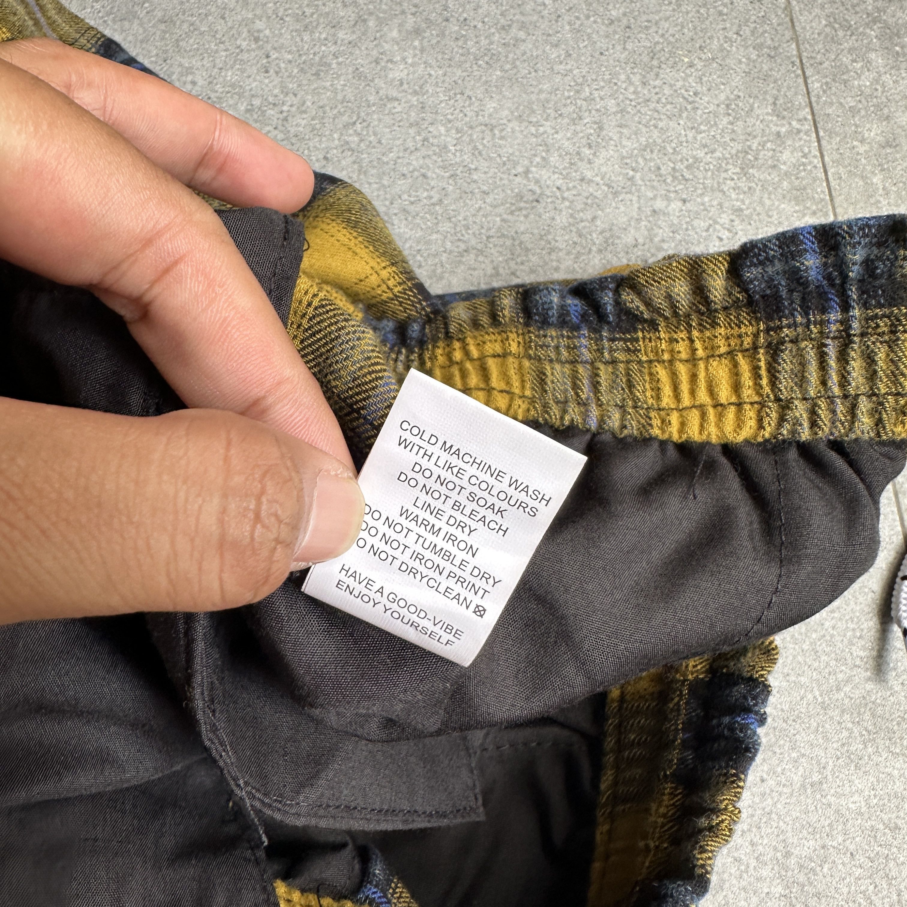 Japanese Brand STUSSY PLAID BEACH SHORTS - SIZE 28 Size US 28 / EU 44 - 9 Thumbnail