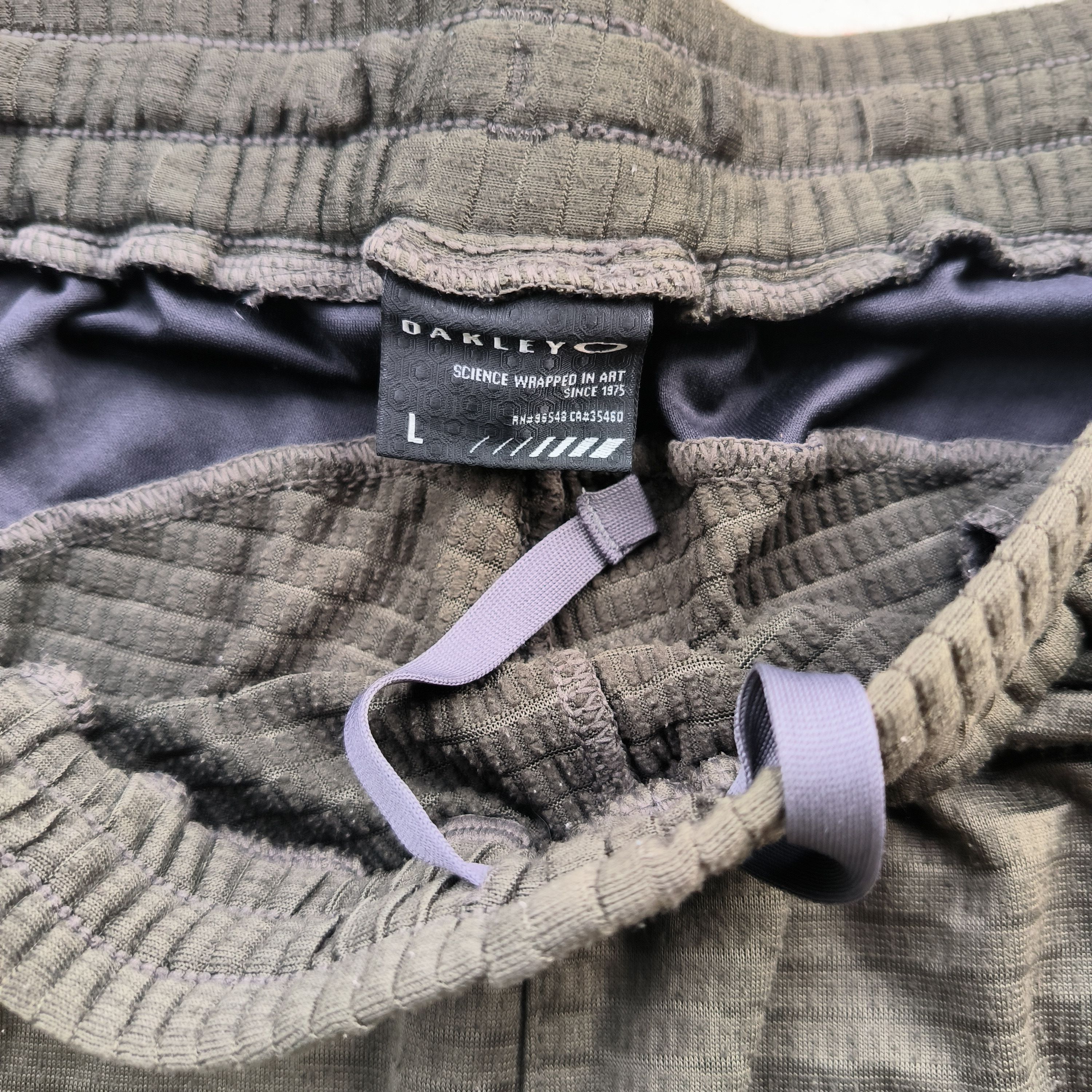 Oakley Oakley Running Shorts Size US 35 - 3 Thumbnail