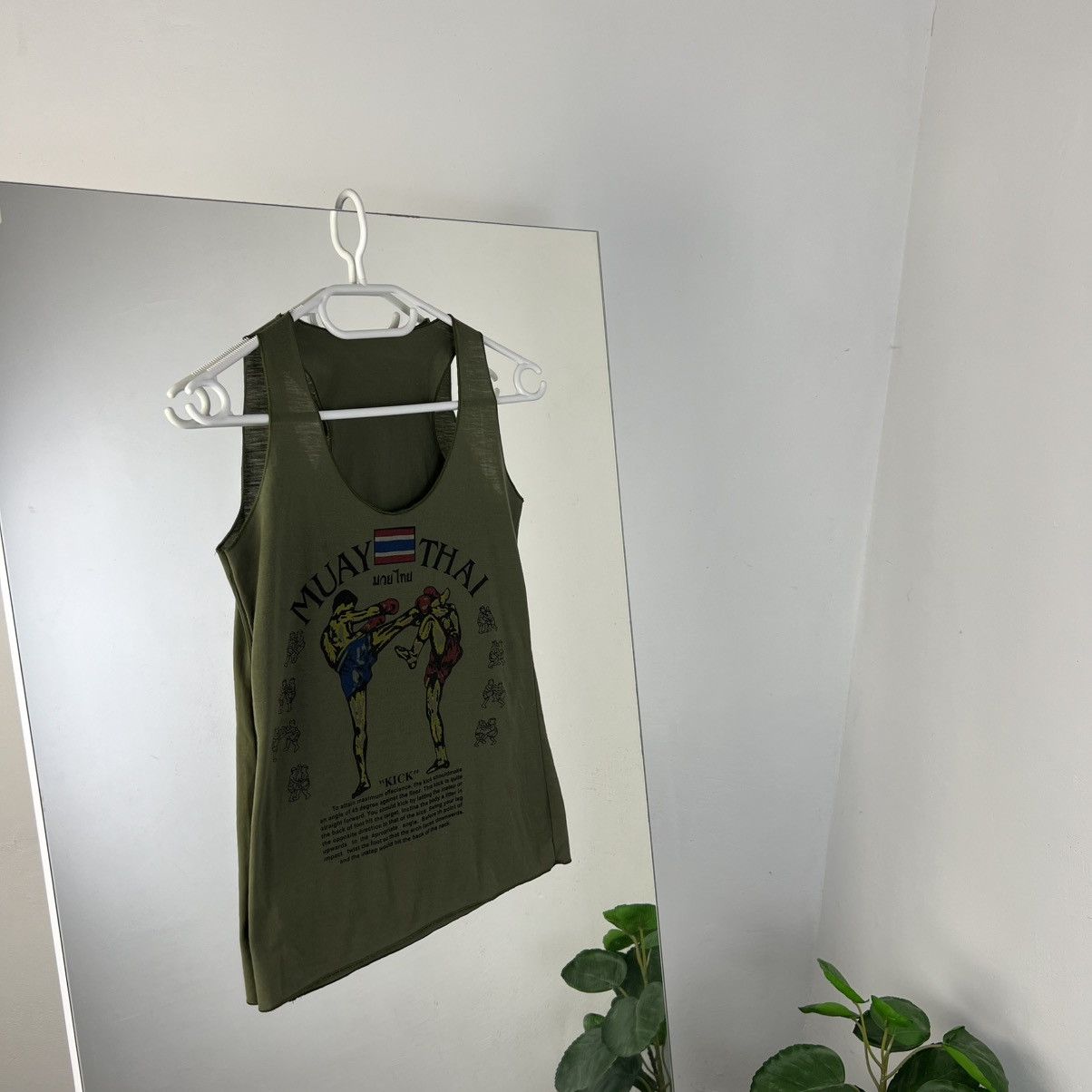 Band Tees Vintage Y2K Muay Thai Big Logo Tank Top Streetwear Style Size US S / EU 44-46 / 1 - 1 Thumbnail