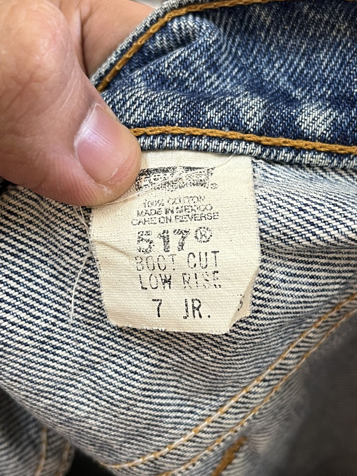 Levi's Vintage Levi’s 517 Low Rise Bootcut Denim Size US 29 - 8 Thumbnail
