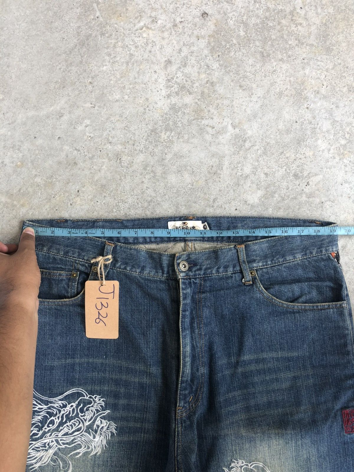 Karakuri Tamashii Karakuri Tamashii Embroidered Jeans Distressed Deni Size US 38 / EU 54 - 23 Thumbnail