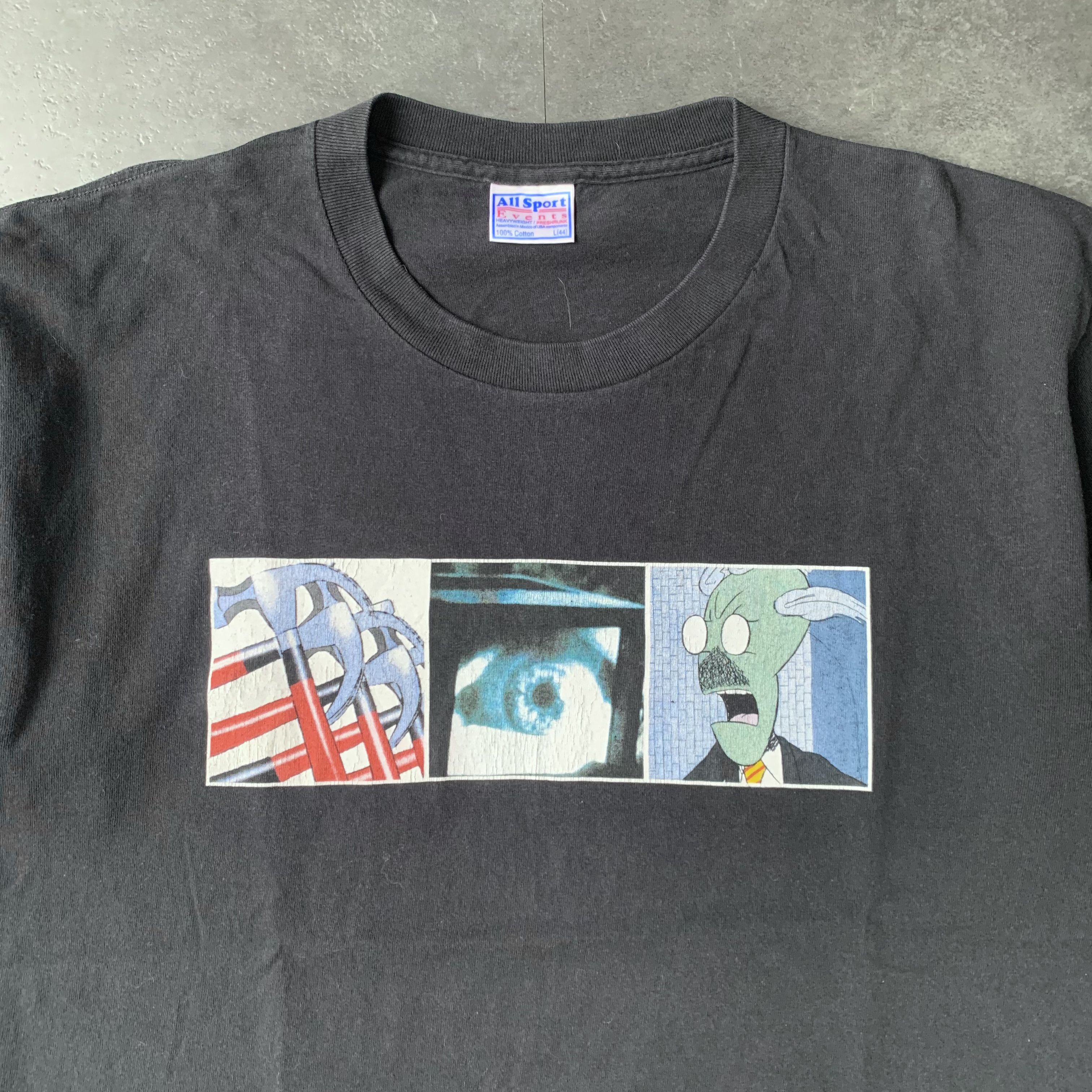 Vintage Vintage 2000s Pink Floyd Roger Waters Band Tee Shirt Size US L / EU 52-54 / 3 - 4 Thumbnail