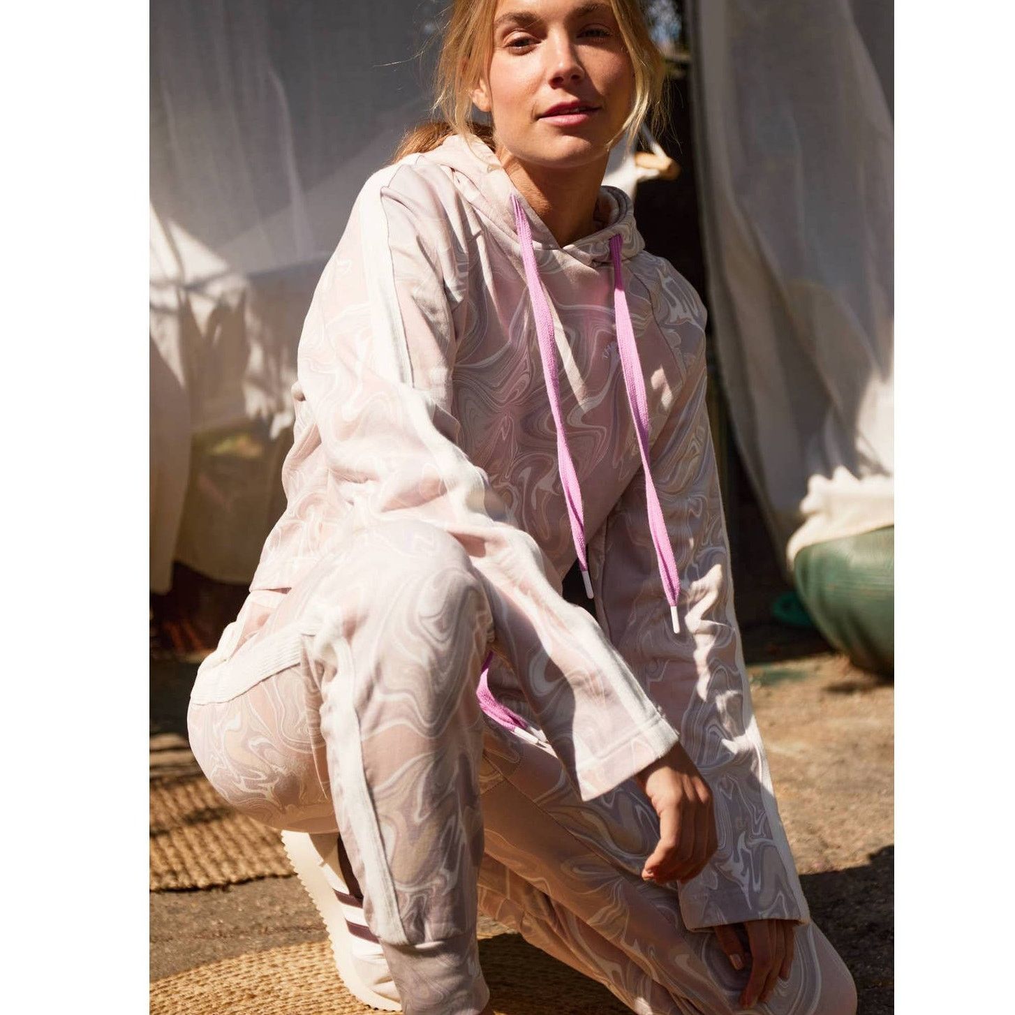 New Anthropologie The Upside Long Island Marbled Joggers