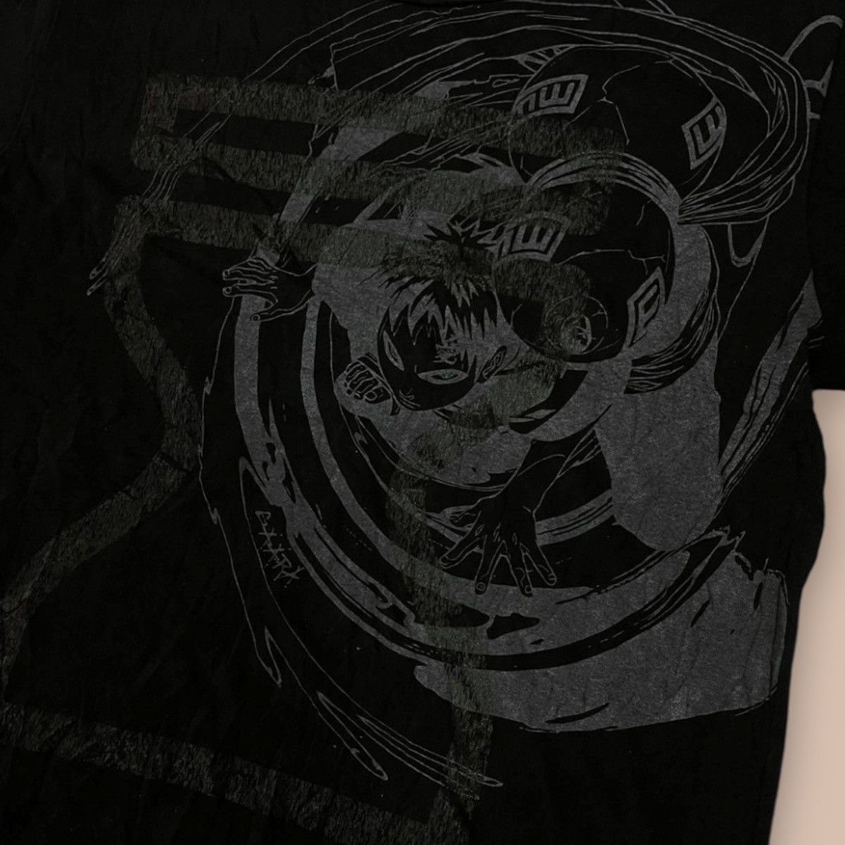 Uniqlo Uniqlo x Naruto Collection “GAARA” Tee Size US M / EU 48-50 / 2 - 2 Thumbnail