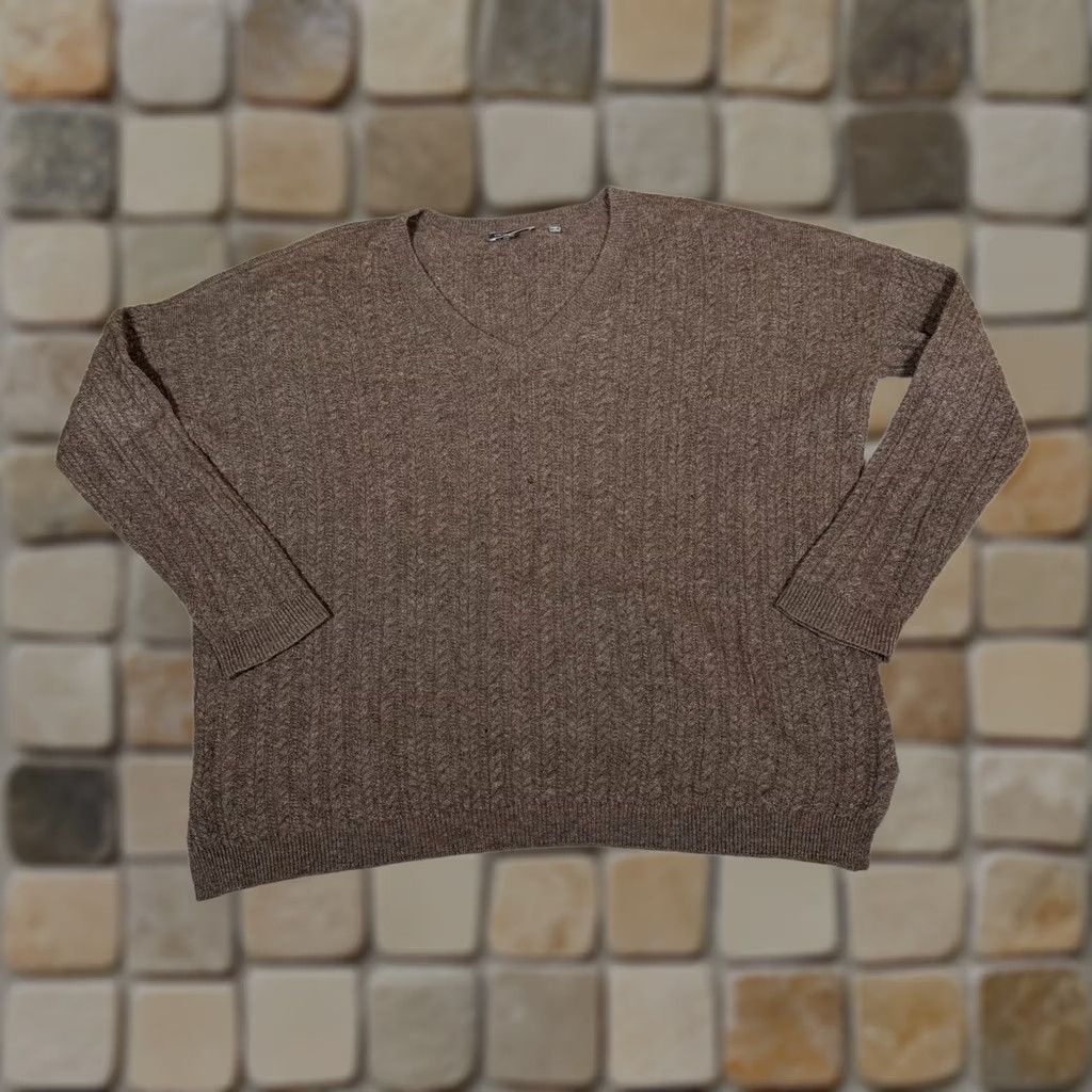 Vince Vince Sweater Womens Medium Brown Pullover Cable Knit V Neck Yak Wool Fisherman Vintage No Size M / US 6-8 / IT 42-44 - 1 Thumbnail