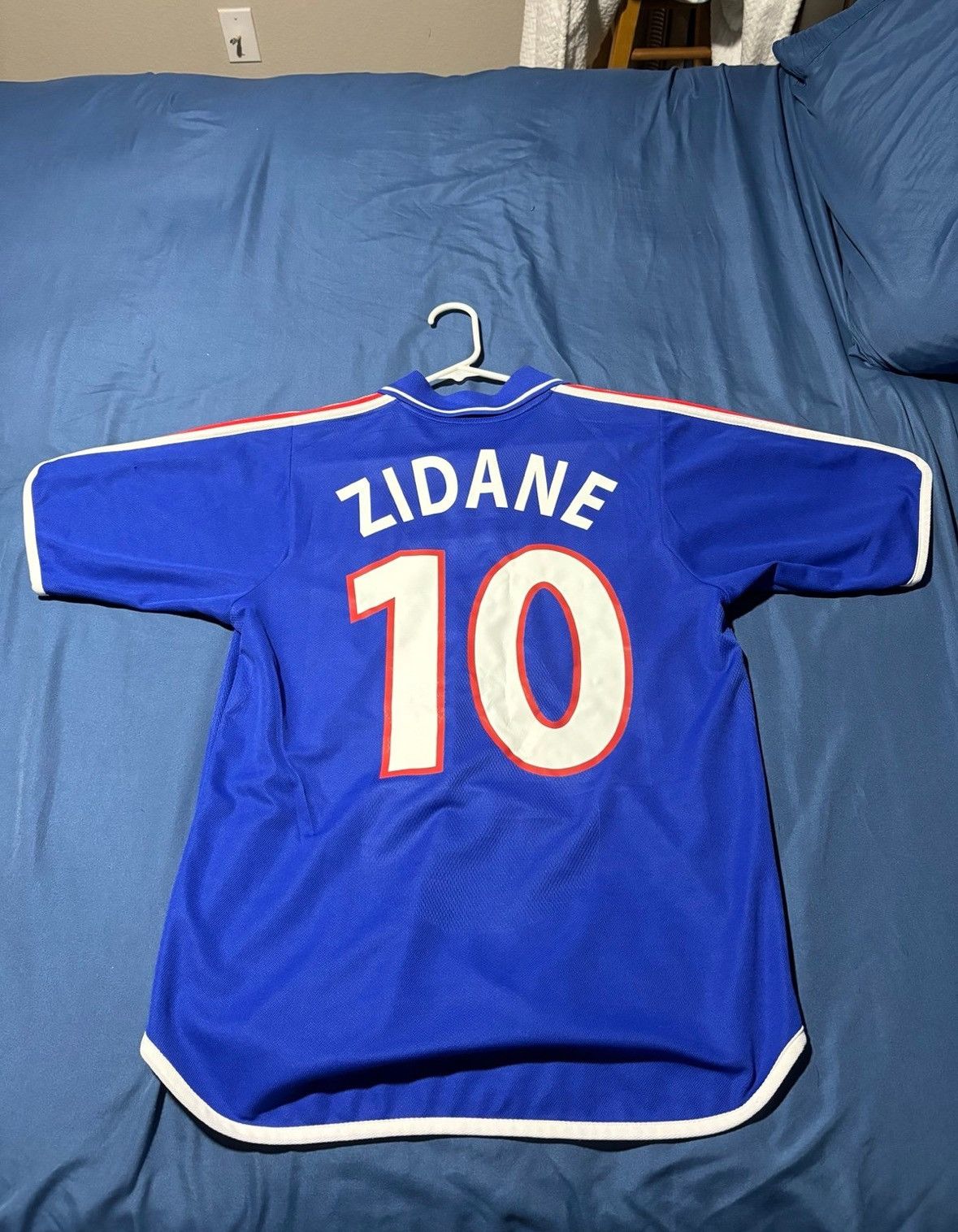 Adidas × Vintage 2000-01 France Zidane Adidas Jersey Size US S / EU 44-46 / 1 - 2 Thumbnail