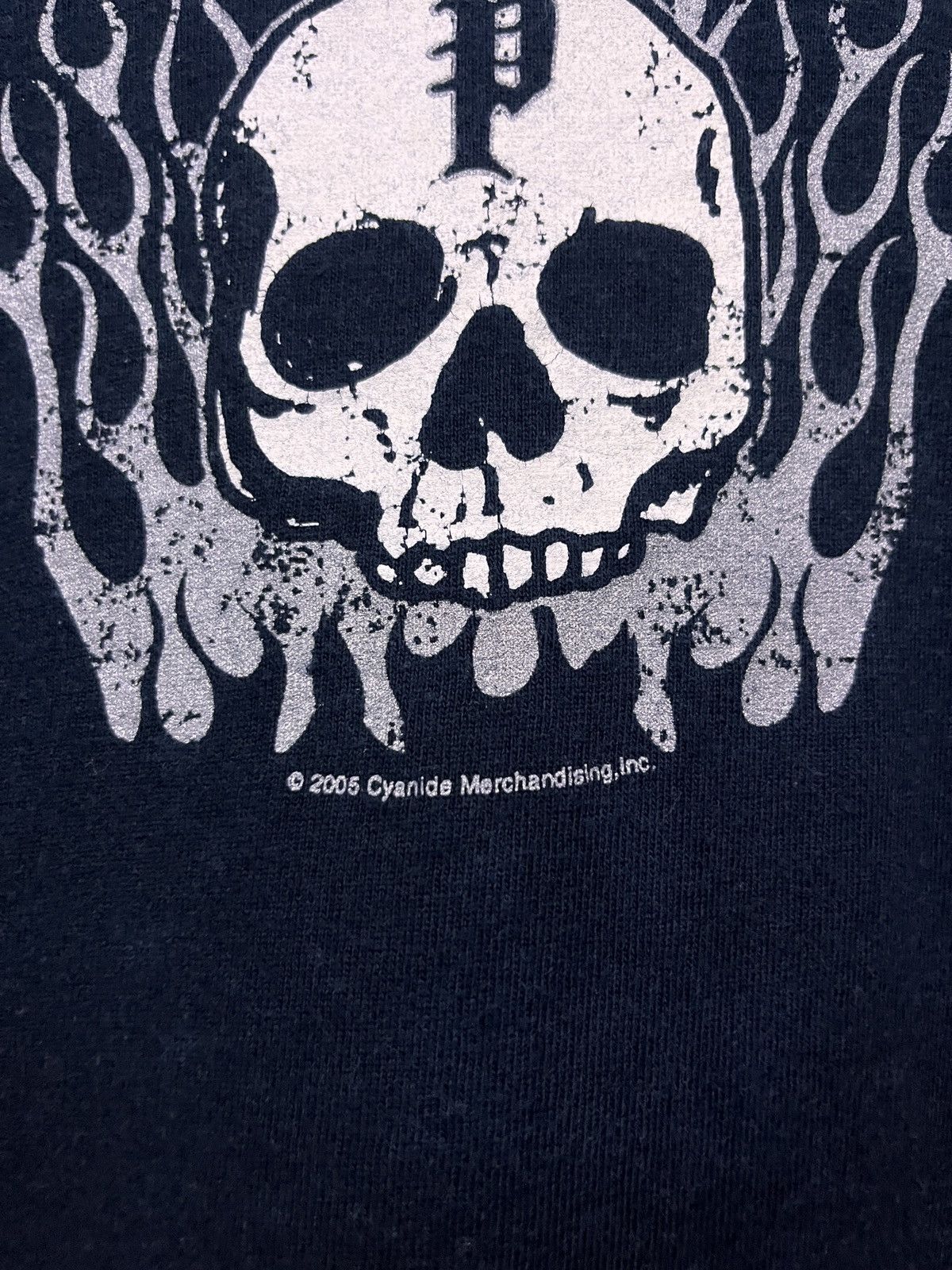 Band Tees VINTAGE 2005 POISON WINTERLAND TAG BAND TSHIRT Size US M / EU 48-50 / 2 - 8 Thumbnail
