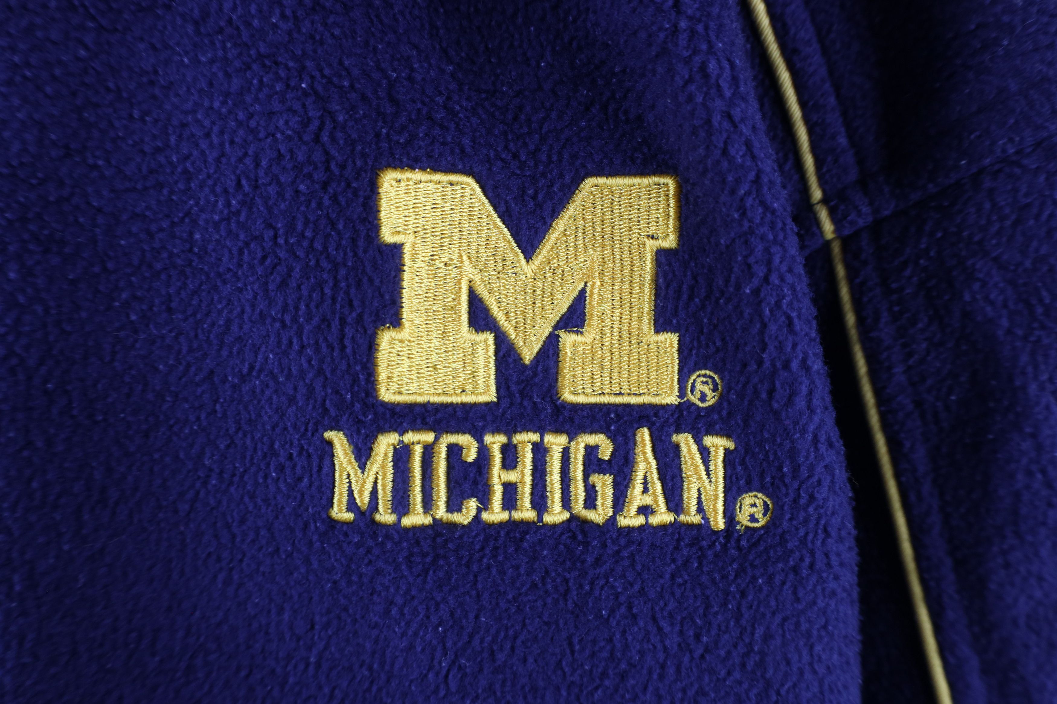 Reebok × Vintage Vintage Reebok Heisman Michigan Football Fleece Sweater Blue Size US XXL / EU 58 / 5 - 4 Thumbnail
