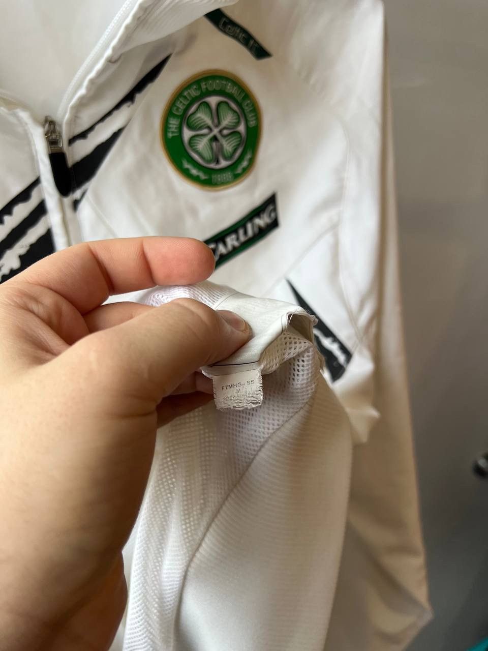 Nike VINTAGE CELTIC FC TRAINING SOCCER FOOTBALL TRACK JACKET M Size US M / EU 48-50 / 2 - 11 Thumbnail