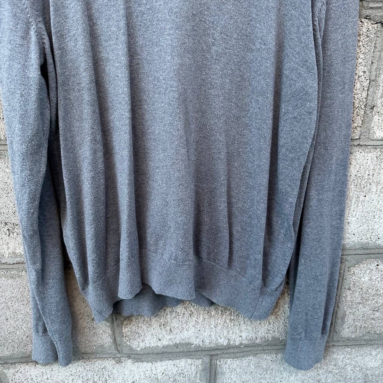 Tommy Hilfiger Vintage Tommy Hilfiger V Neck Sweater Size XL Y2K 00s Size US XL / EU 56 / 4 - 3 Thumbnail