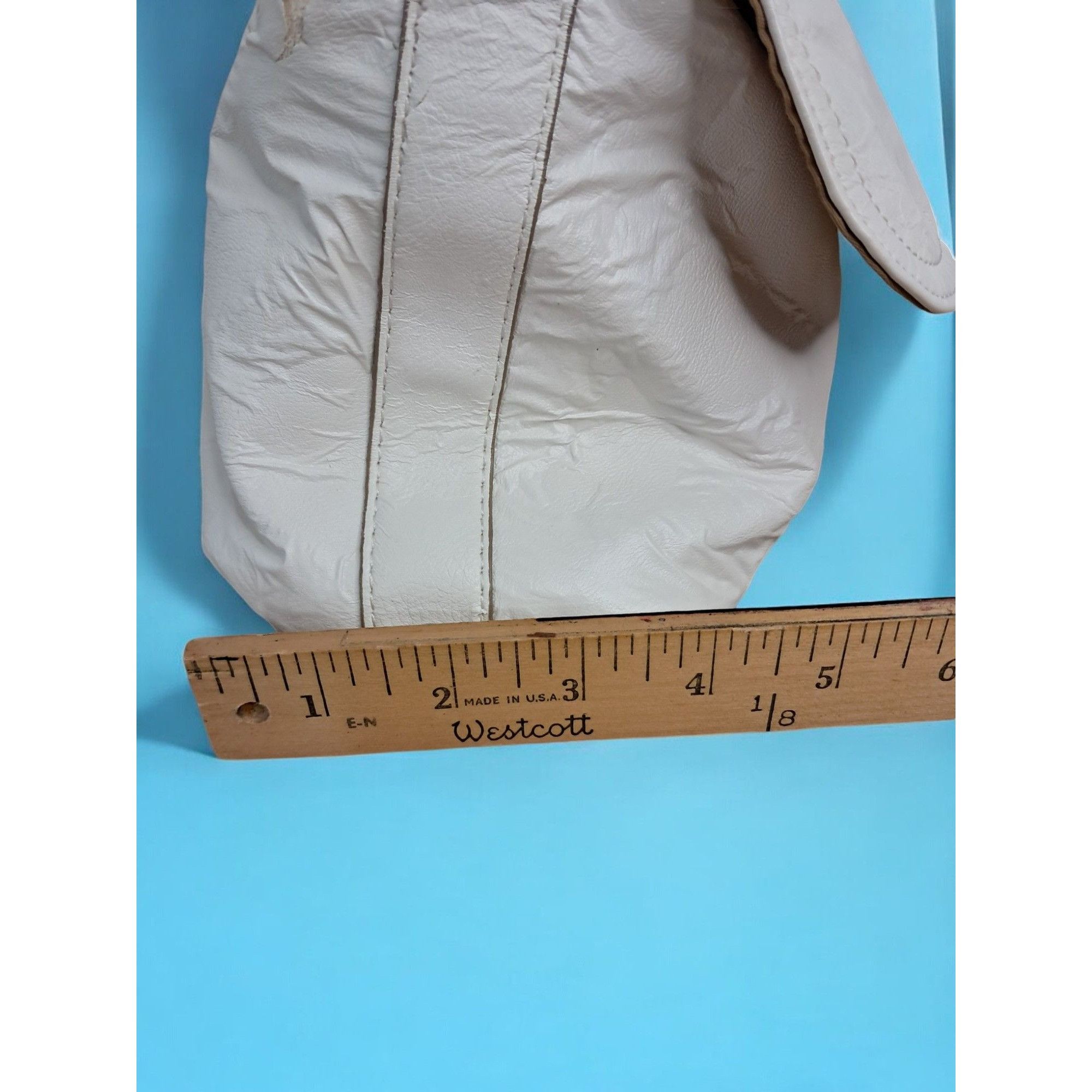 Other Liz Claiborne White Faux Leather Shoulder Bag Size ONE SIZE - 18 Thumbnail