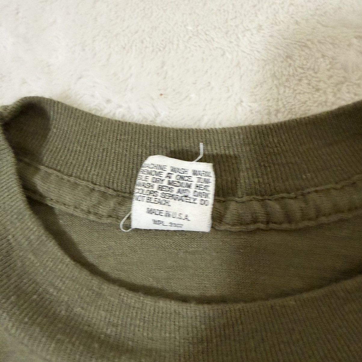 Other 1983 MASH TV Show Goodbye Farewell and Amen T-Shirt Size US S / EU 44-46 / 1 - 6 Thumbnail