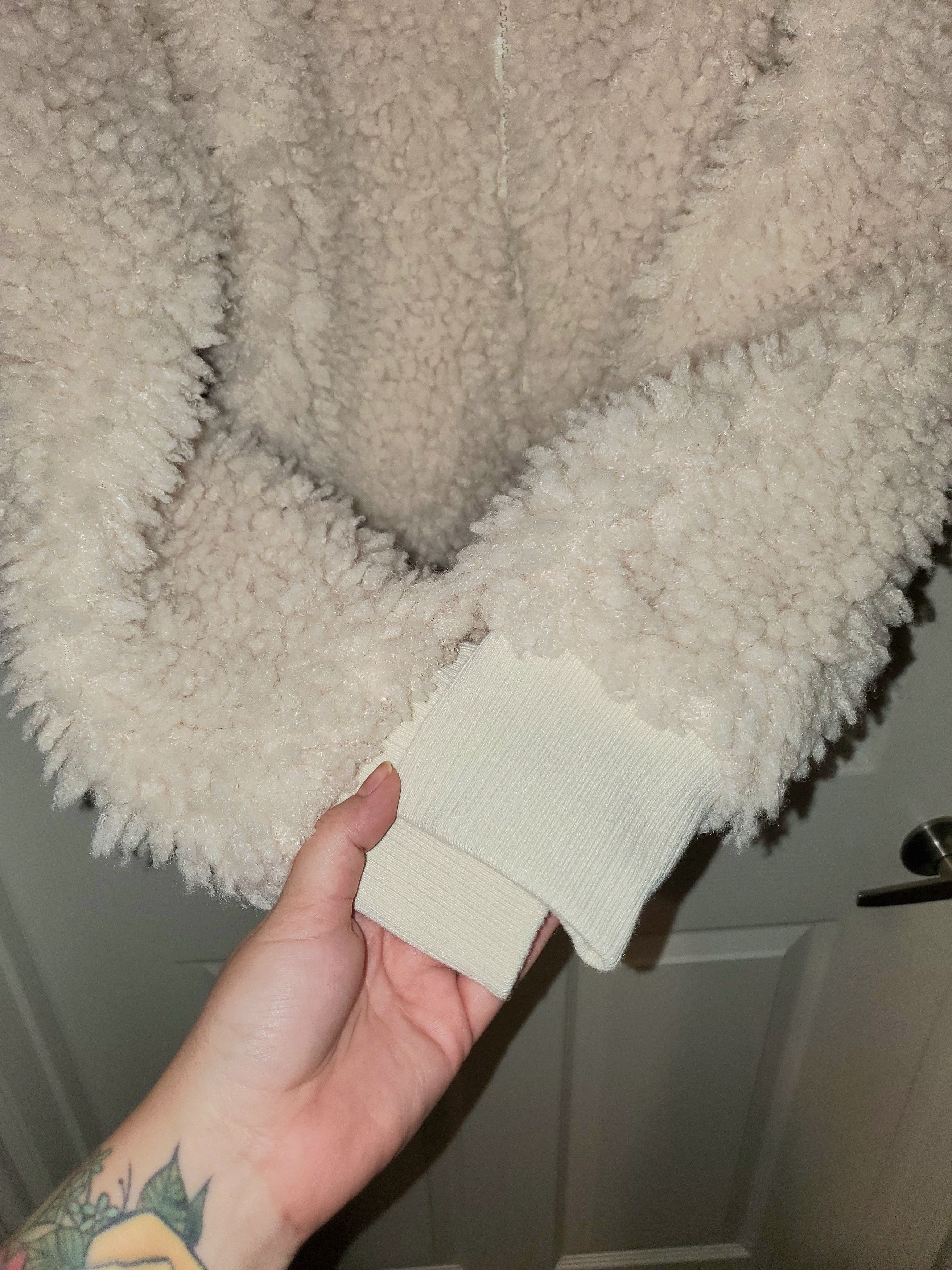 Kendall And Kylie Kendall & Kylie Y2K cream colored zip up sherpa teddy coat Size L / US 10 / IT 46 - 3 Thumbnail