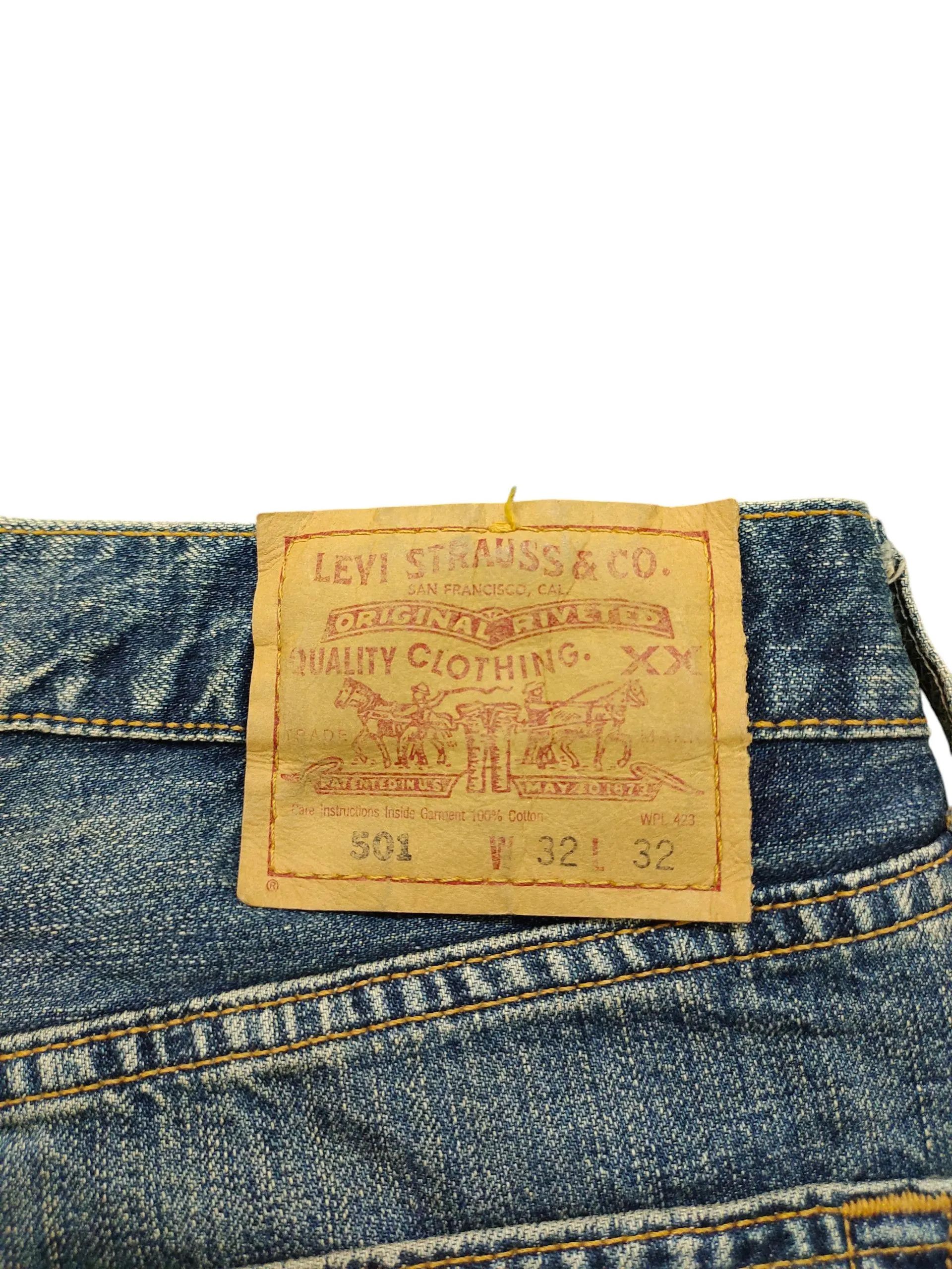 Levi's Vintage Clothing Vintage Levis 501 Clawmark Distress Patina Denim Jeans Size US 32 / EU 48 - 3 Thumbnail