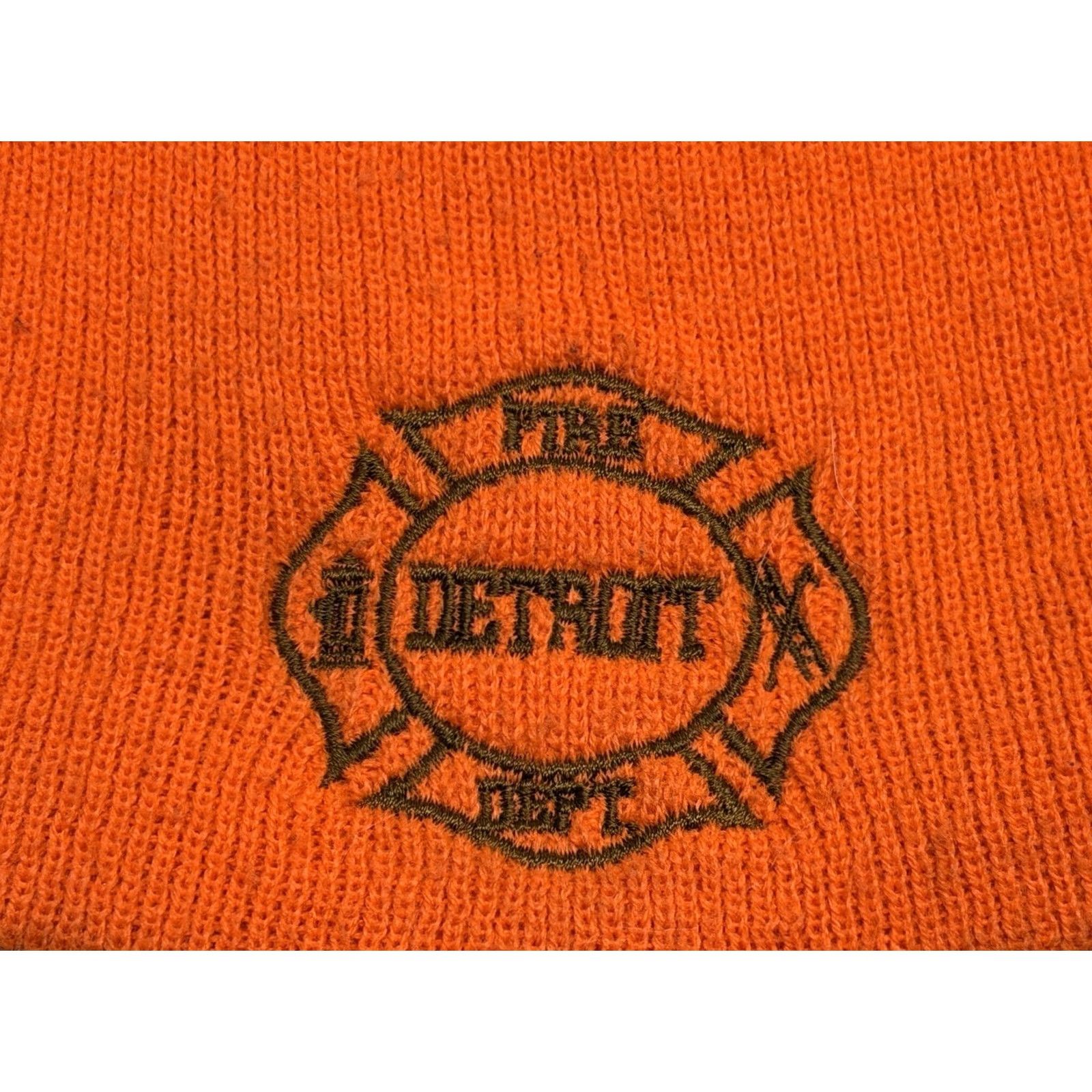 Vintage VINTAGE Detroit Fire Department Beanie Embroidered Blaze Orange Knit Winter Cap Unisex Adults One Size Stretch Fit Men Women Mens Womens Size 44L - 3 Thumbnail
