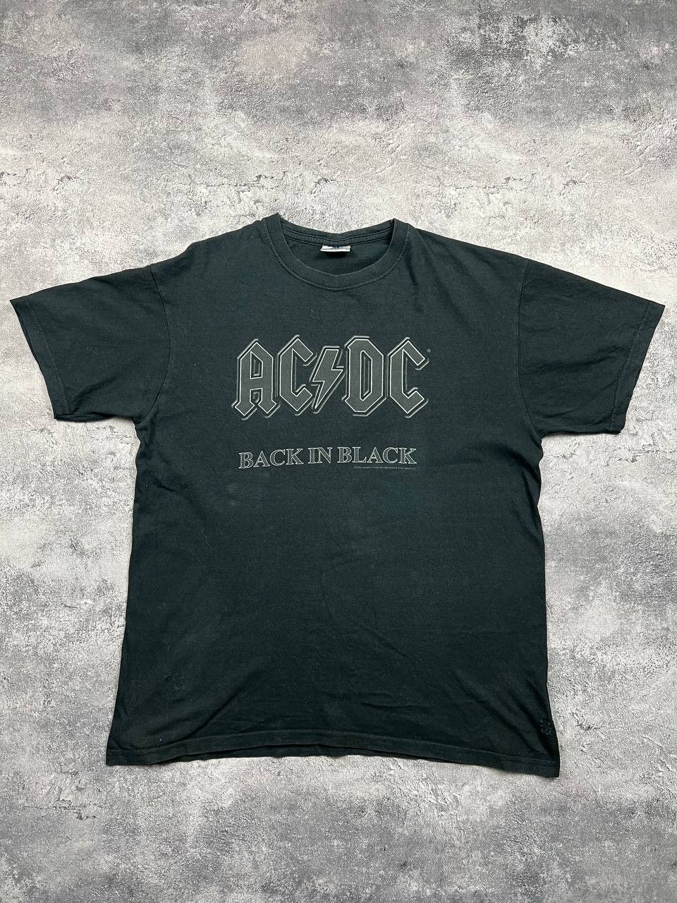 AC/DC Vintage 2004S AC/DC T-Shirt Back In Back Album T-shirt Bend Size US L / EU 52-54 / 3 - 1 Thumbnail