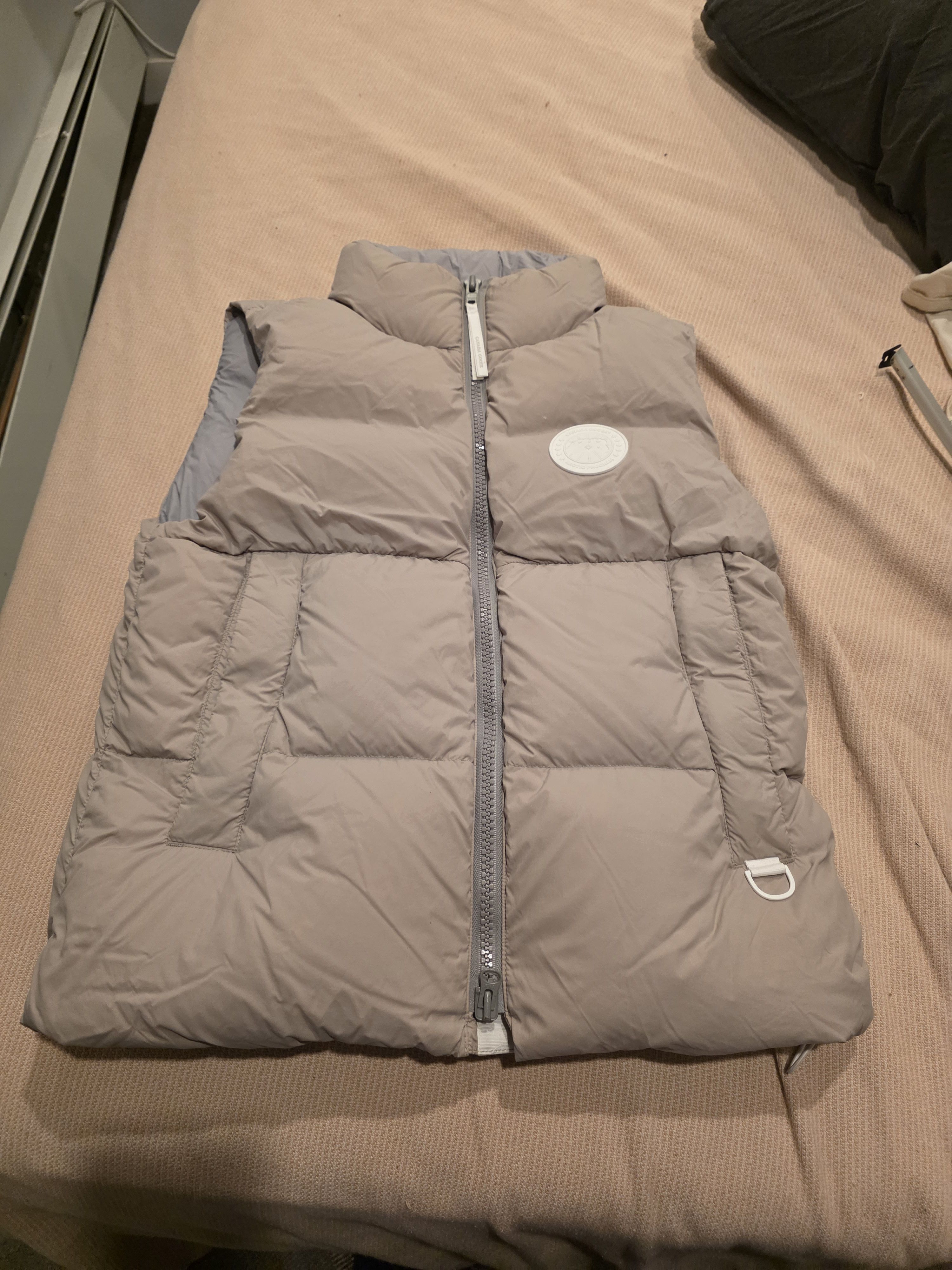 Canada Goose Canada Goose Lawrence Puffer Vest White Disc Sz M Size US M / EU 48-50 / 2 - 1 Thumbnail
