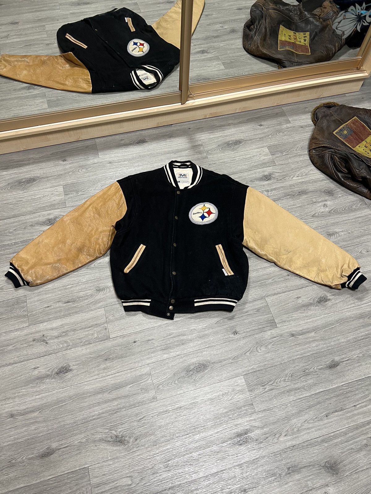 NFL Throwback Pittsburgh Steelers NFL 1995 bomber leather jacket Size US L / EU 52-54 / 3 - 1 Thumbnail