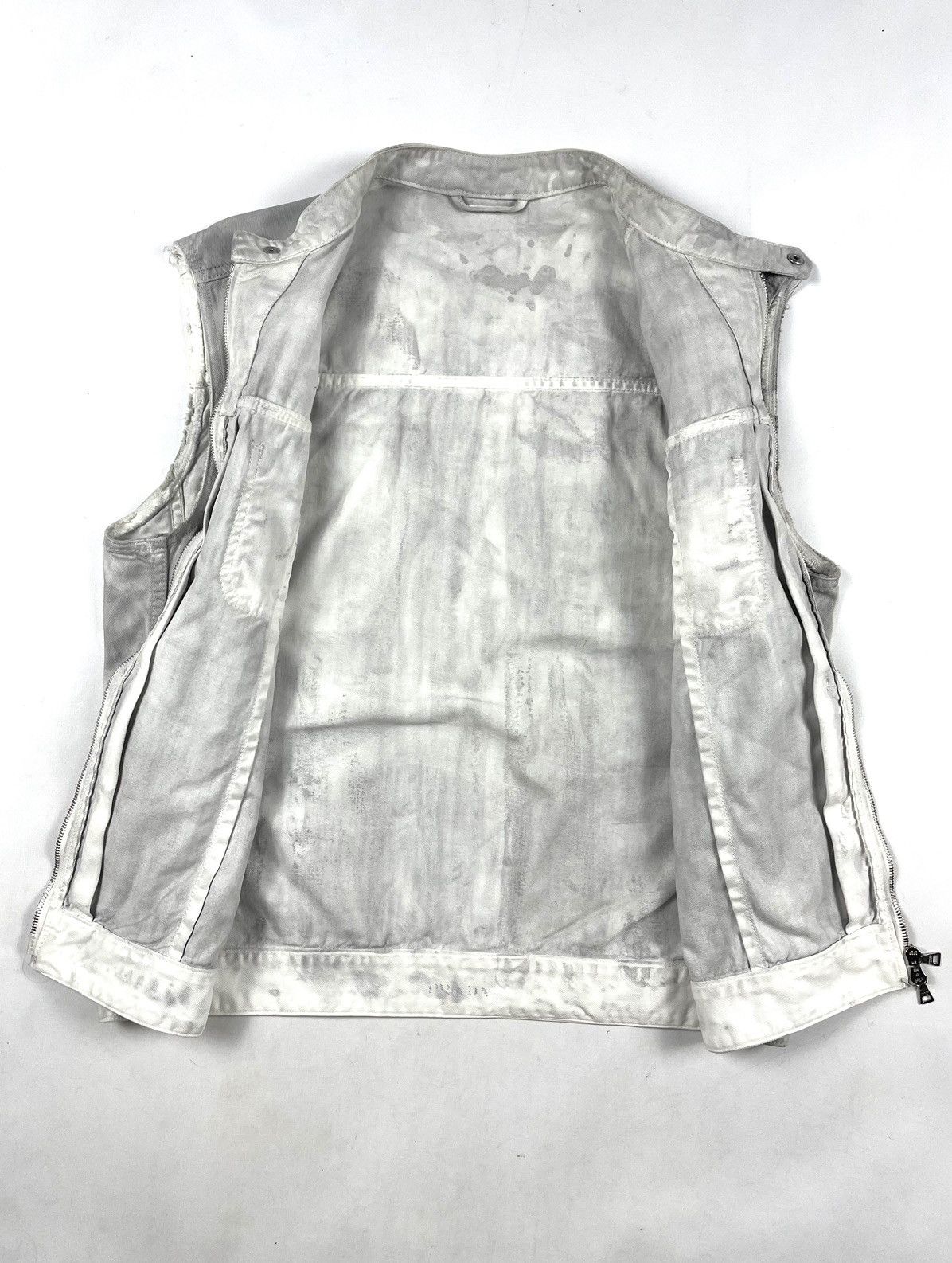 Prada Rare Prada Archive Vintage White Vest Size: M Size US M / EU 48-50 / 2 - 3 Thumbnail