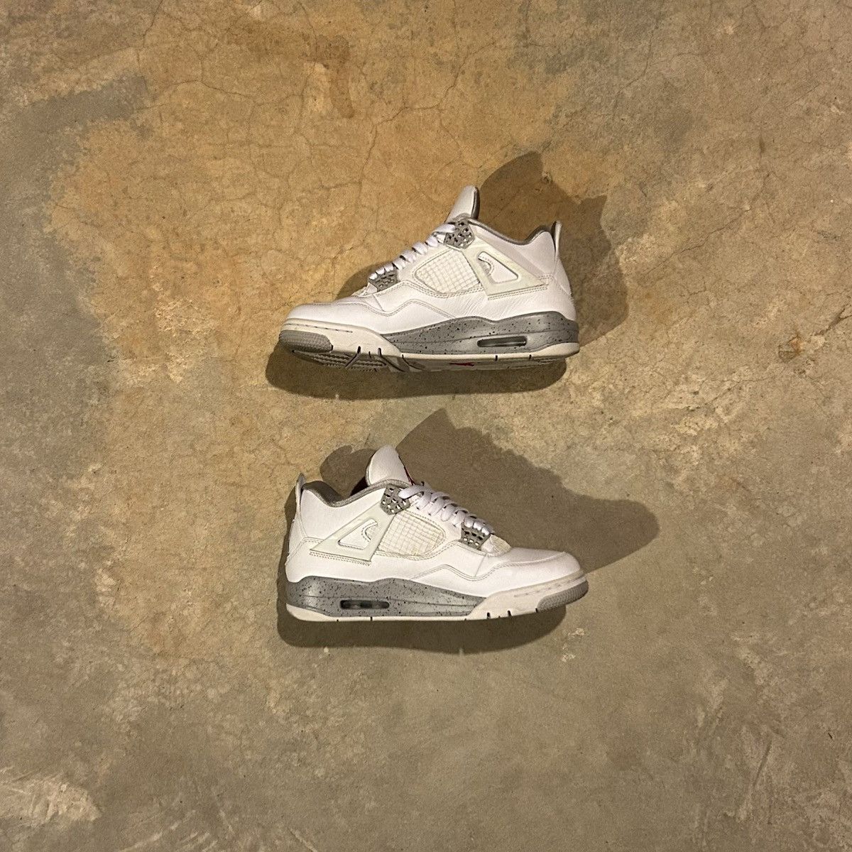 Jordan Brand × Nike Jordan 4 Retro White Oreo 2021 US 8.5 Size US 8.5 / EU 41-42 - 2 Thumbnail