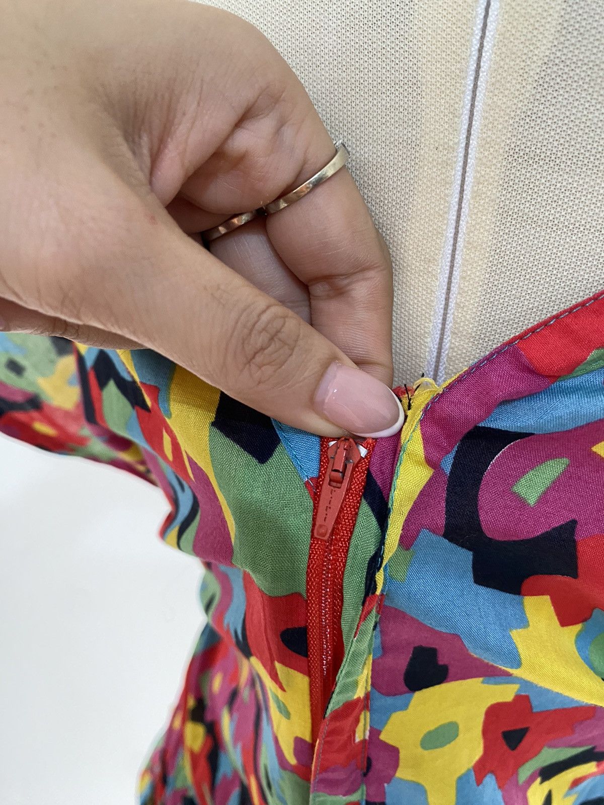 Fendi × Vintage Vintage 1980s Fendi Floral Print dress Size M / US 6-8 / IT 42-44 - 8 Thumbnail
