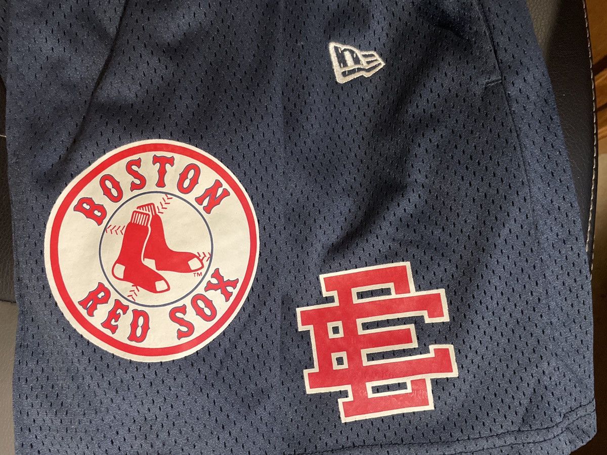 Eric Emanuel × New Era Eric Emanuel New Era Boston Red Sox Basic Short (Large) Size US 32 / EU 48 - 2 Thumbnail
