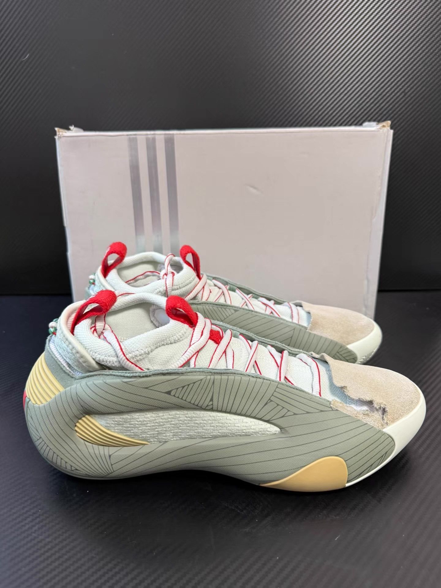 Nike adidas Harden Vol. 8 Q10 Size US 9.5 / EU 42-43 - 1 Thumbnail
