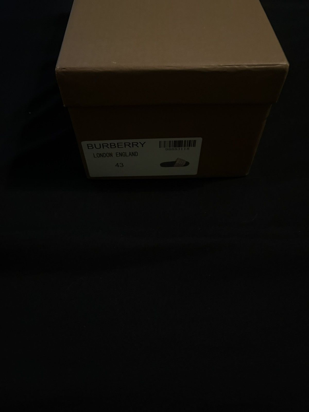 Burberry Burberry slides Size US 10 / EU 43 - 2 Thumbnail