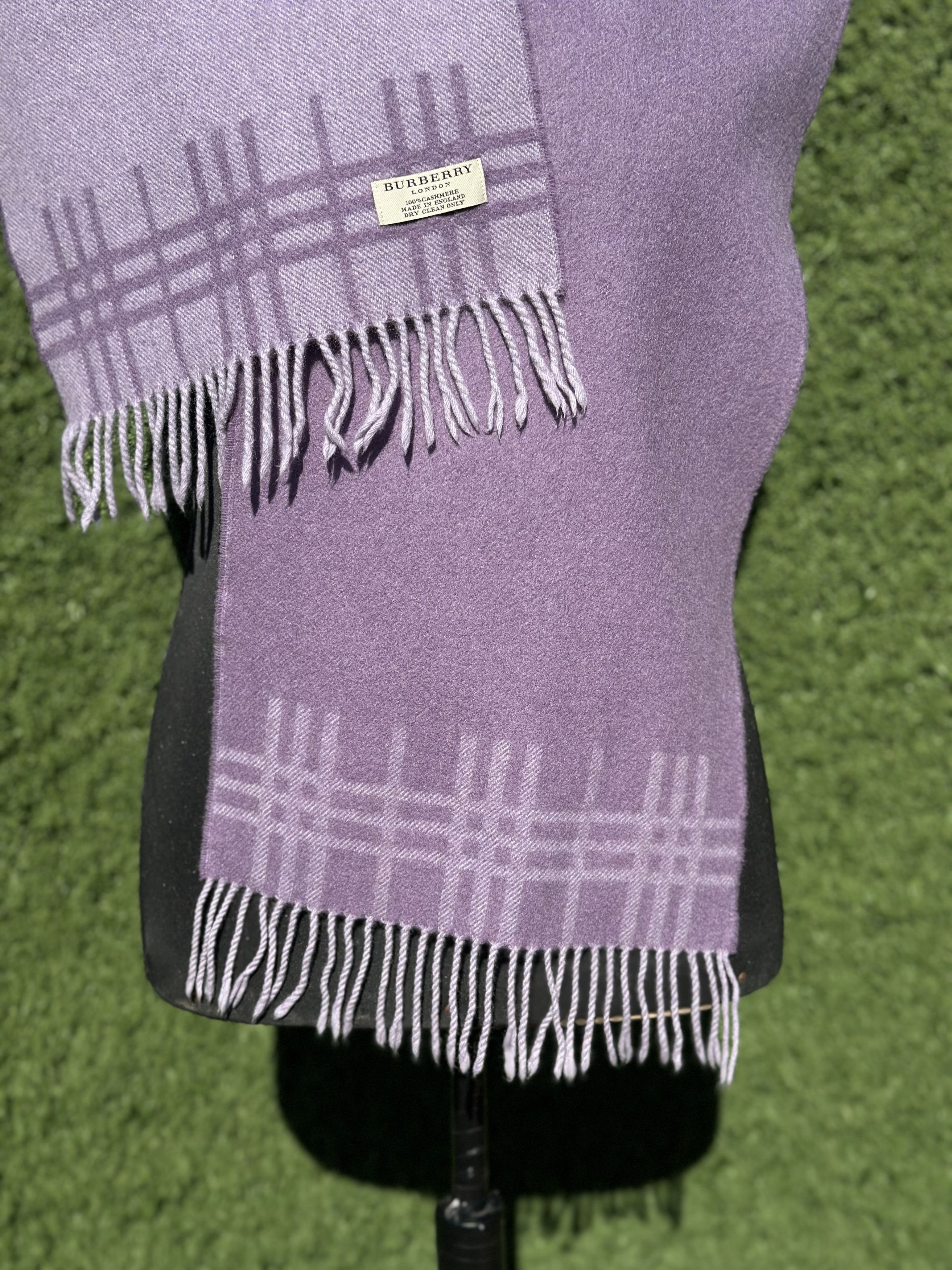 Burberry Burberry London 100% Cashmere Scarf Lilac England 130x30 Cm Size ONE SIZE - 5 Thumbnail