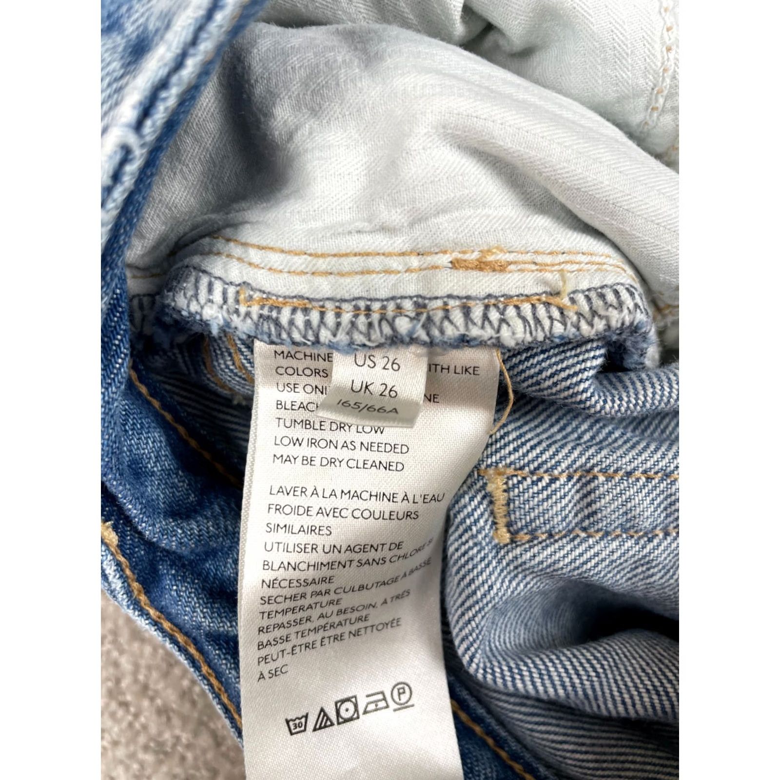 Vintage We The Free Shorts Button Fly Denim Jorts Distressed Raw Hem Womens 26 Blue Solid 5-Pocket Regular Summer Spring Casual Size 26" / US 2 / IT 38 - 5 Thumbnail