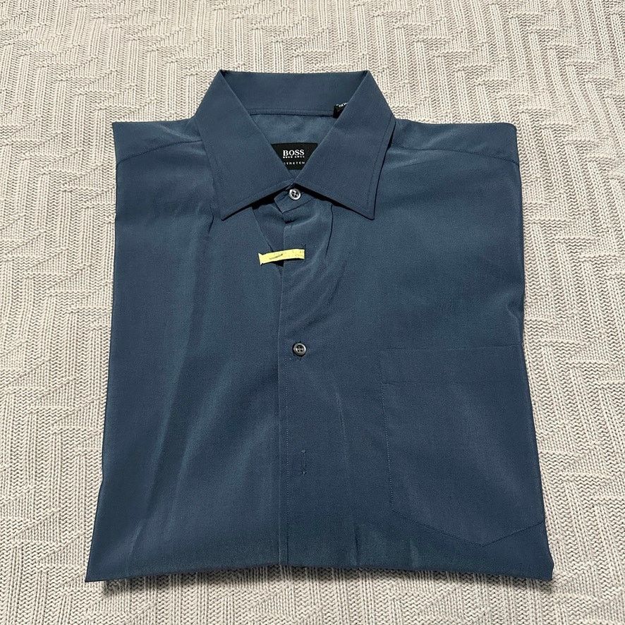 Hugo Boss Hugo Boss matte blue button down size 16.5 Size US L / EU 52-54 / 3 - 1 Thumbnail