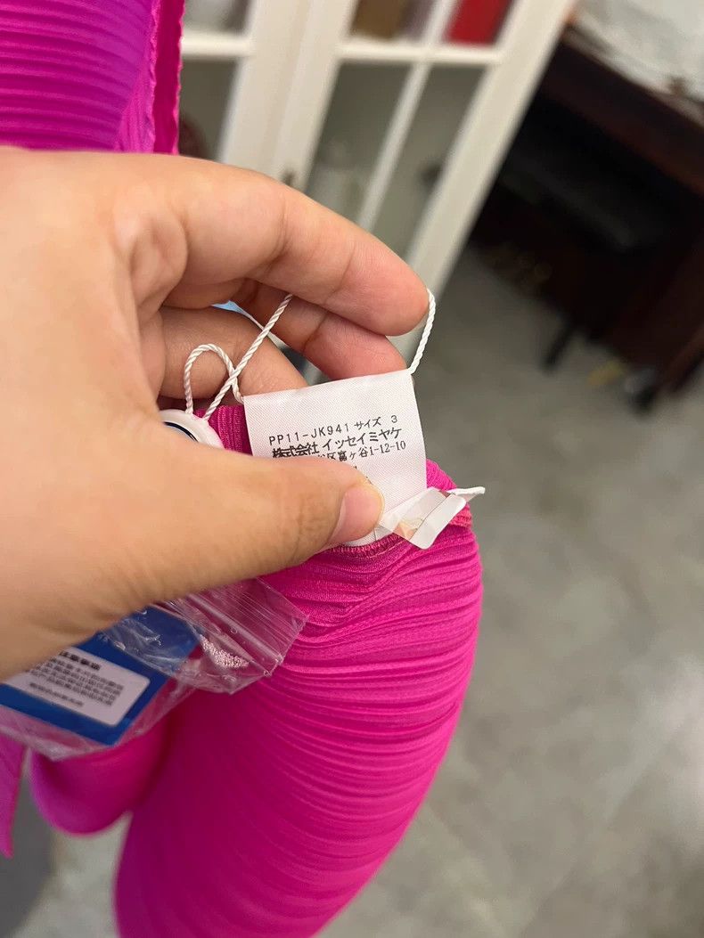Issey Miyake Issey Miyake size:3 Pink pleated vest Size XS / US 0-2 / IT 36-38 - 4 Thumbnail