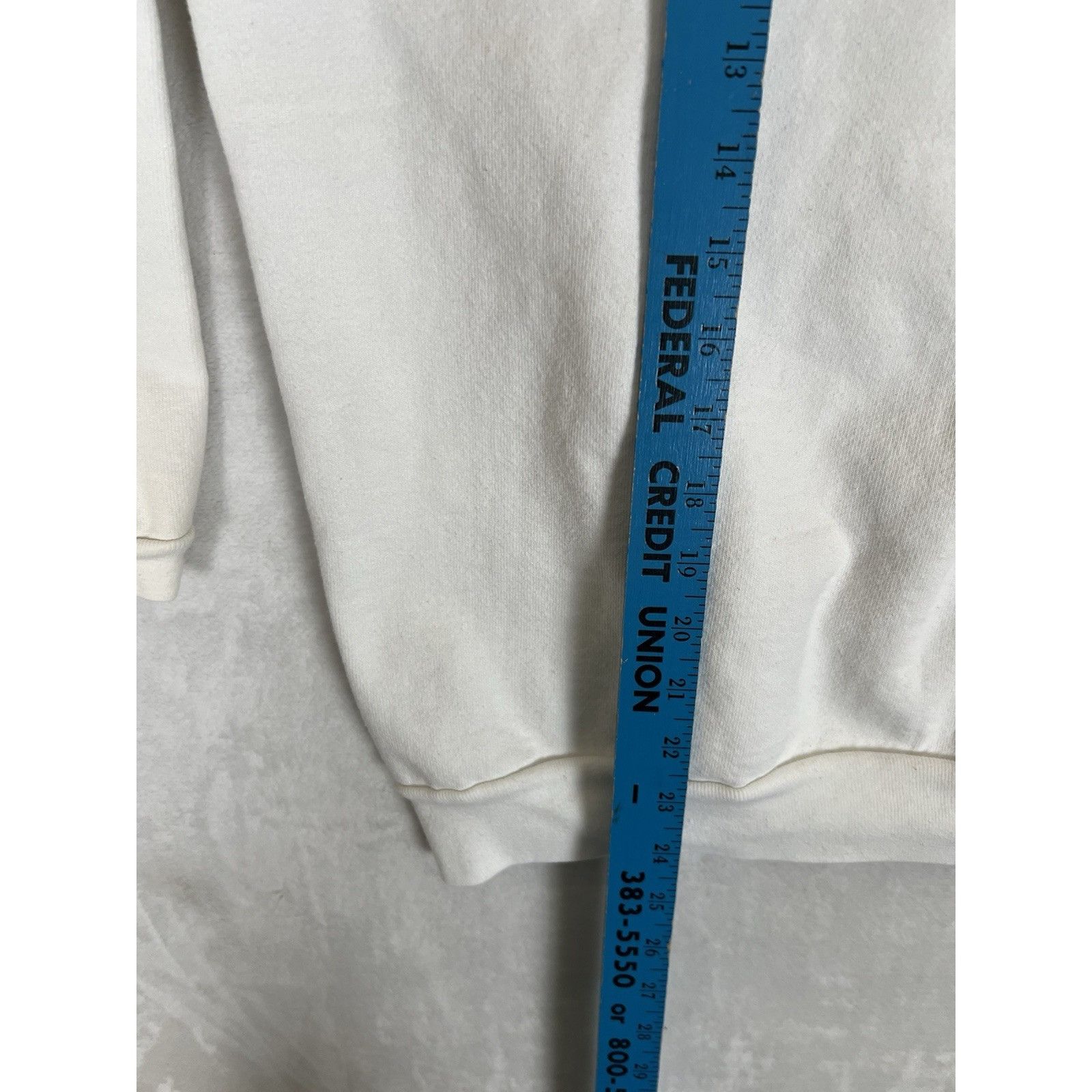Guess Vintage Guess Jeans USA Crewneck Sweatshirt Adult Size Mediu Size US M / EU 48-50 / 2 - 8 Thumbnail