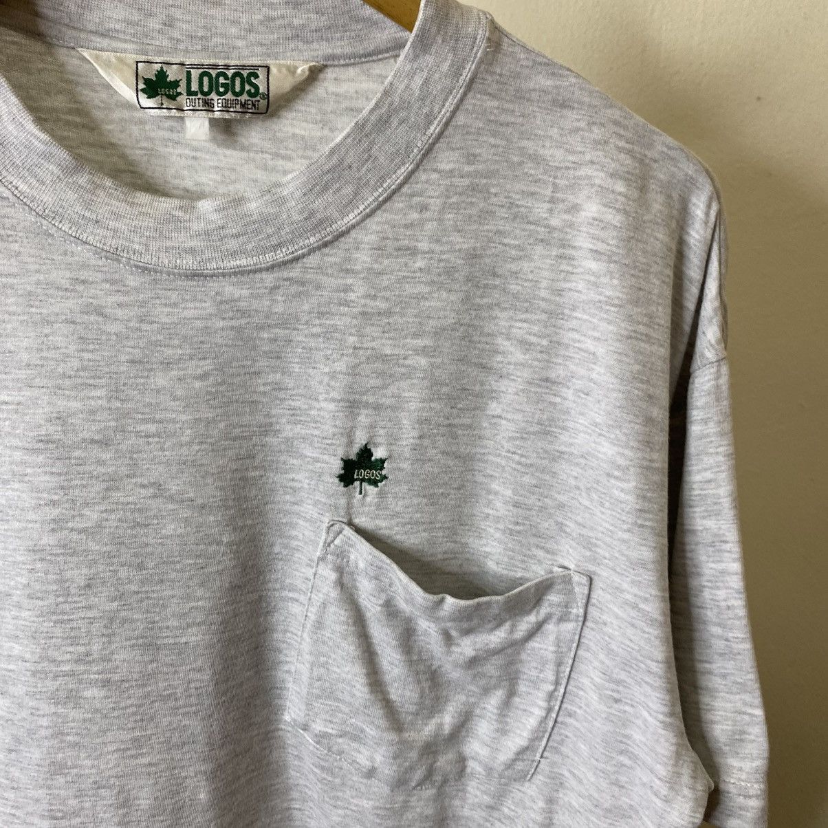 Vintage Y2K Logos Outing Equipment Outdoor T Shirt Size US XL / EU 56 / 4 - 7 Thumbnail