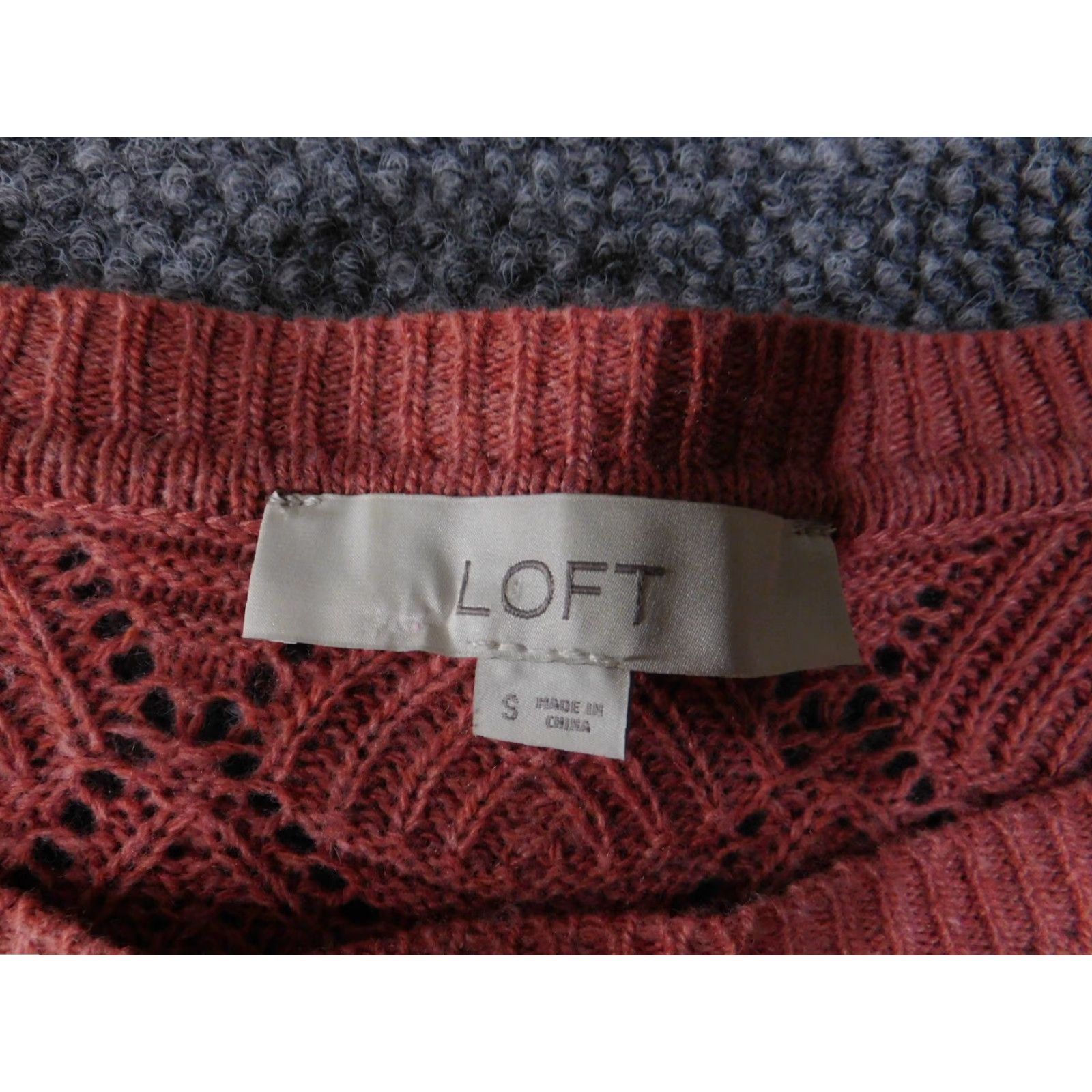 Loft LOFT Womens Small Rust Red Long Sleeve Knit Pullover Diamond Pattern Sweater Crew Neck Pullover Regular Fit Casual Size S / US 4 / IT 40 - 5 Thumbnail