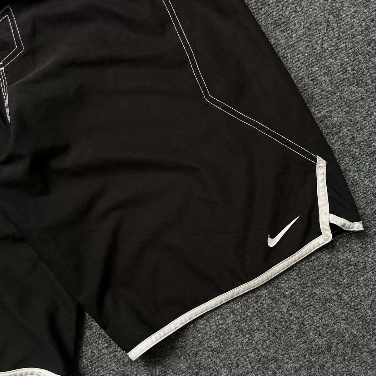 Nike VTG Nike Shorts Size 34 Y2K 00s USA Swimwear Hype Trend Size US 34 / EU 50 - 10 Thumbnail