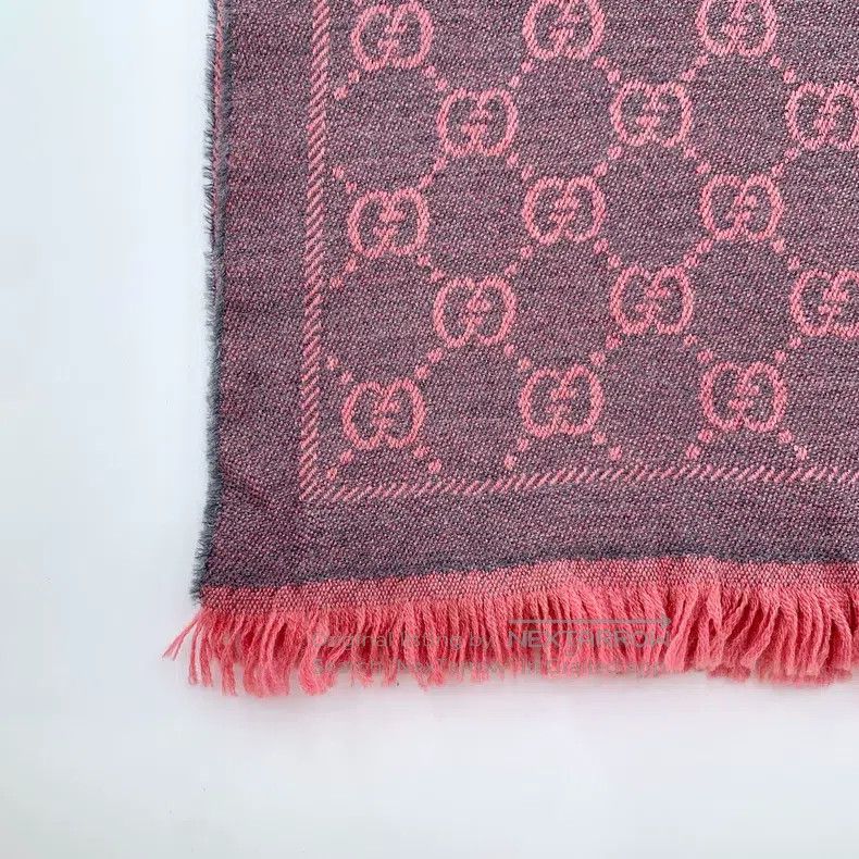 Gucci Gucci Gray-pink logo jacquard full-print wool tassel scarf Size ONE SIZE - 4 Thumbnail