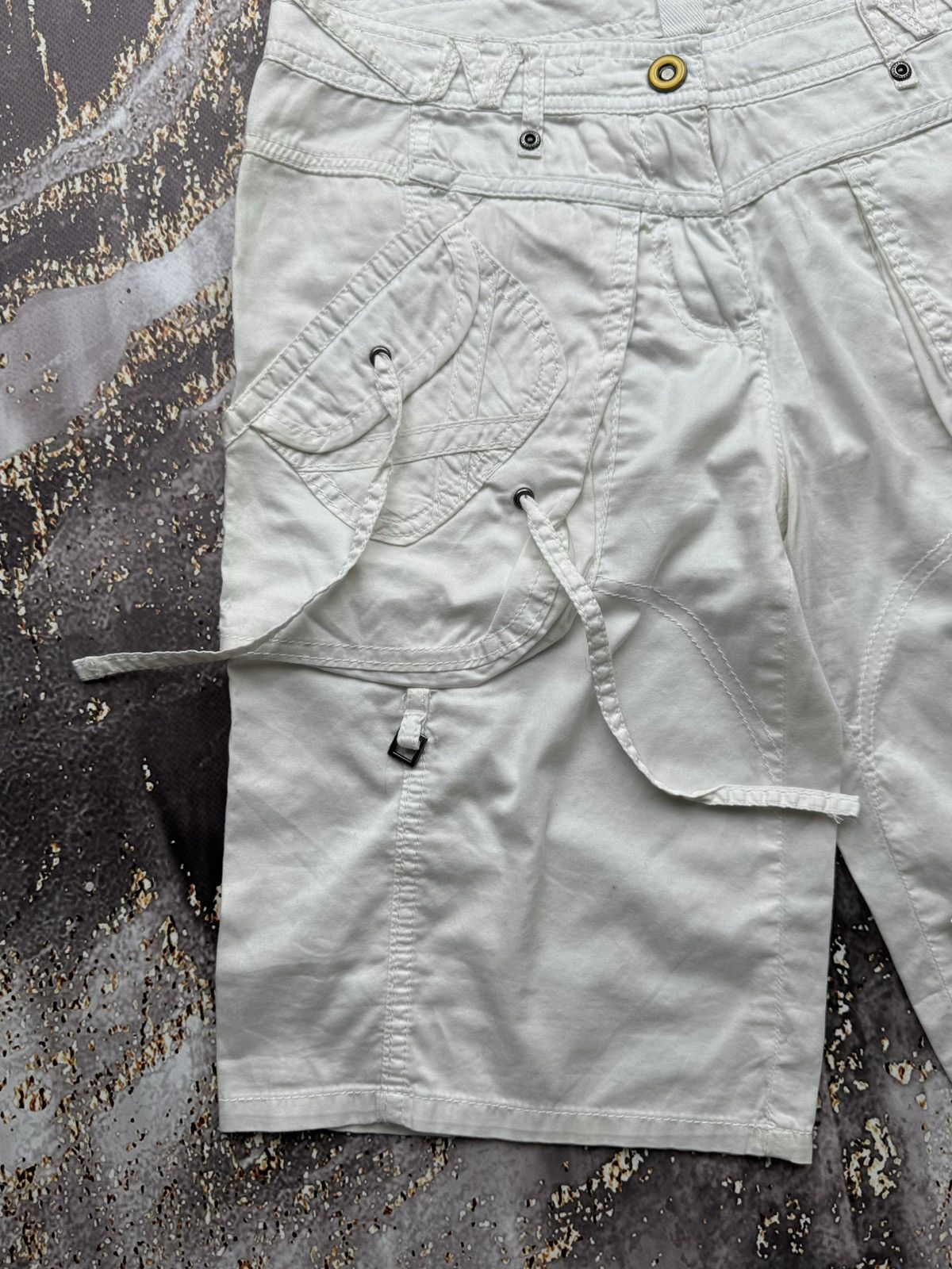 Japanese Brand Vintage Bondage Cargo Shorts Size 28" / US 6 / IT 42 - 2 Thumbnail