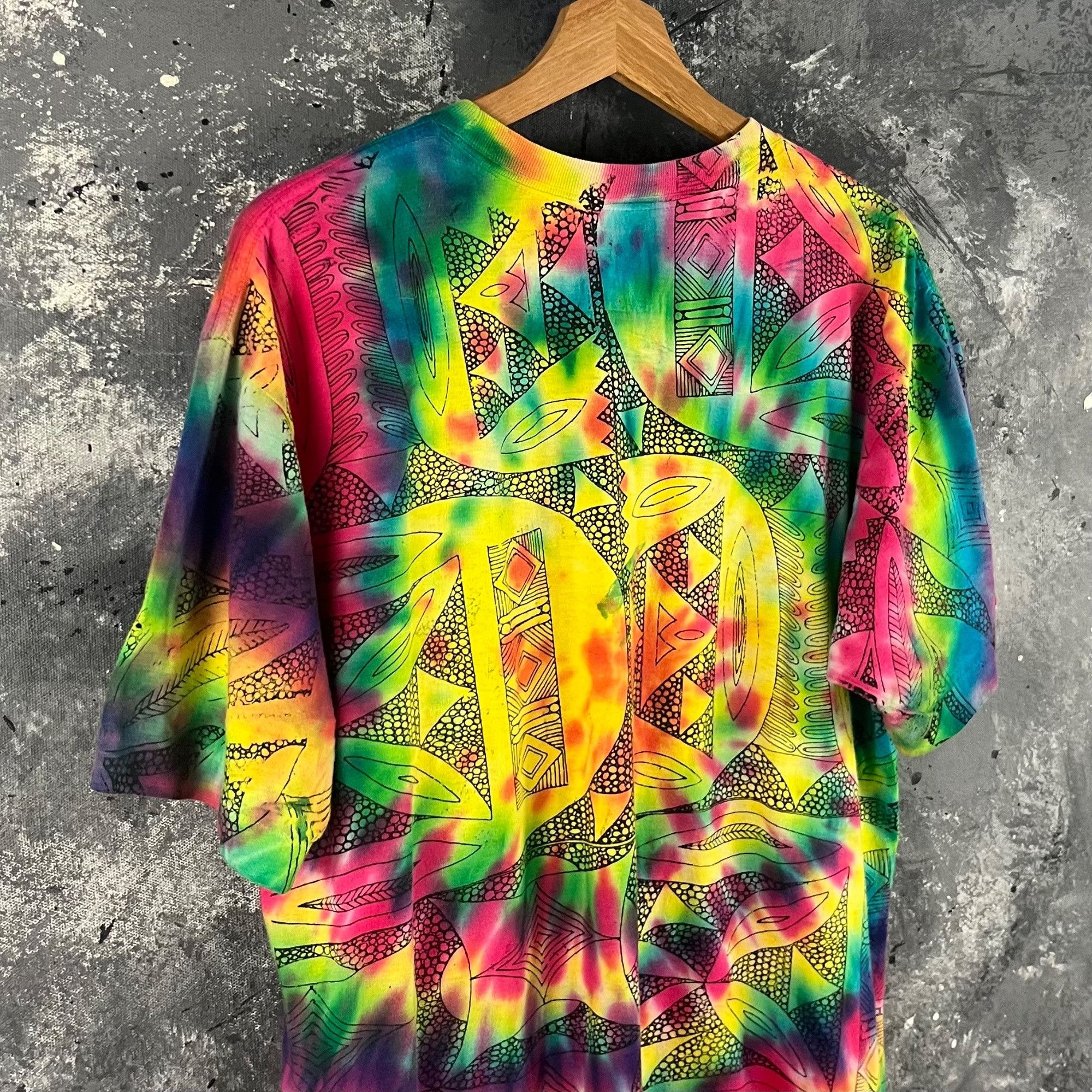 Vintage Vintage Tribal tie dye shirt Size US L / EU 52-54 / 3 - 3 Thumbnail