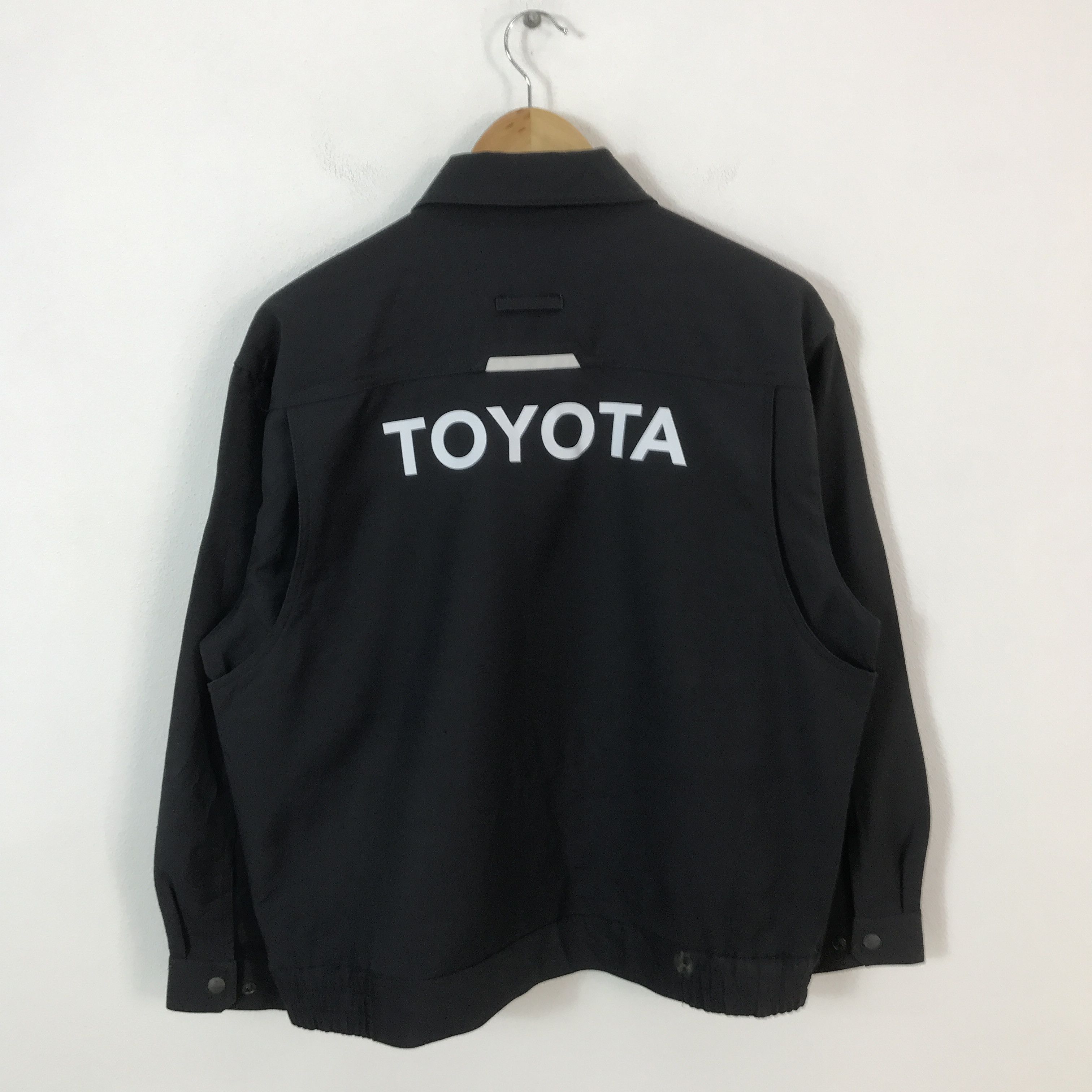 Gear for Sports Vintage Toyota Racing Motorsport Japan jacket Size US L / EU 52-54 / 3 - 1 Thumbnail