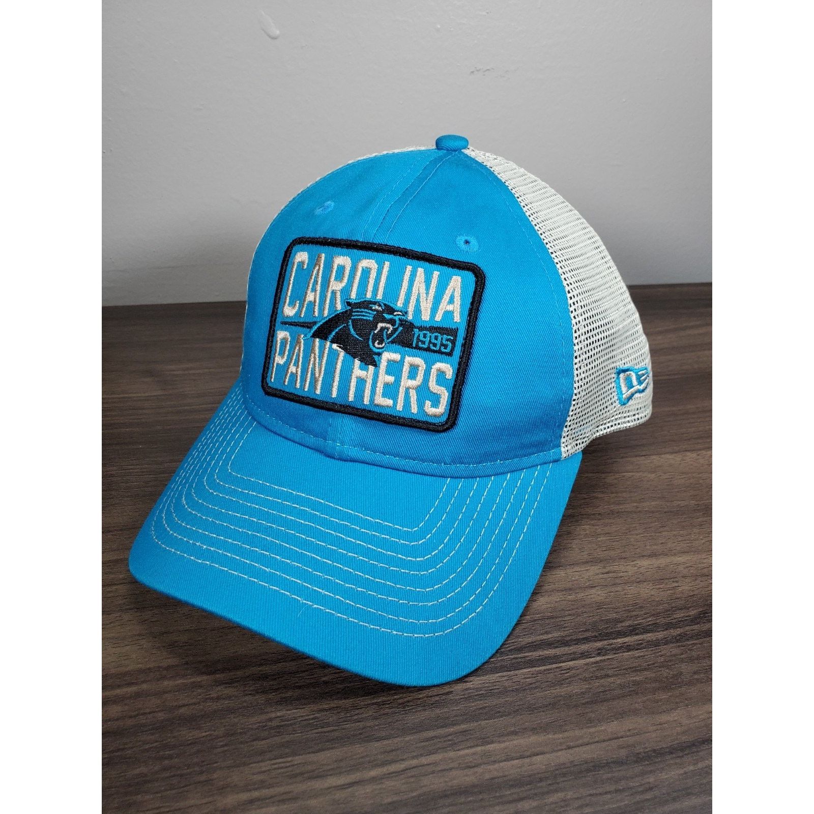 NFL × New Era Carolina Panthers 9Twenty Mesh Trucker Hat Snapback Cap NFL Size ONE SIZE - 1 Thumbnail