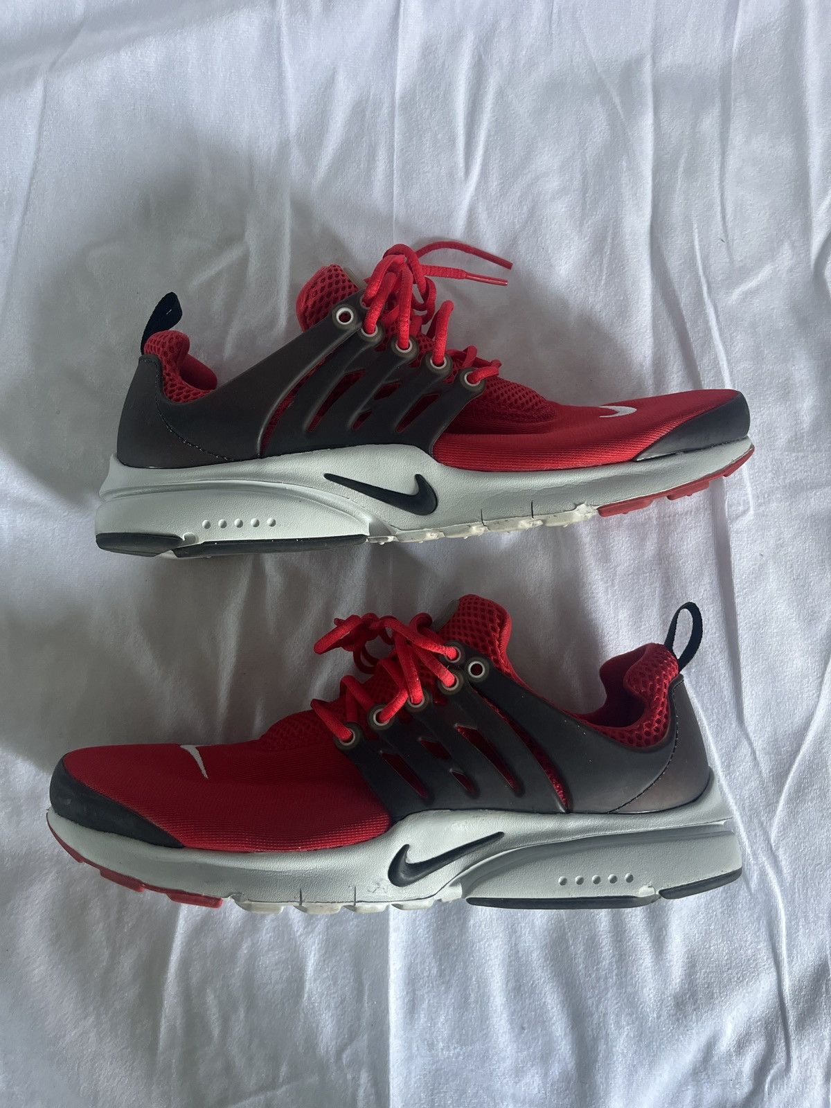 Nike Nike Presto Size US 7 / EU 40 - 2 Thumbnail