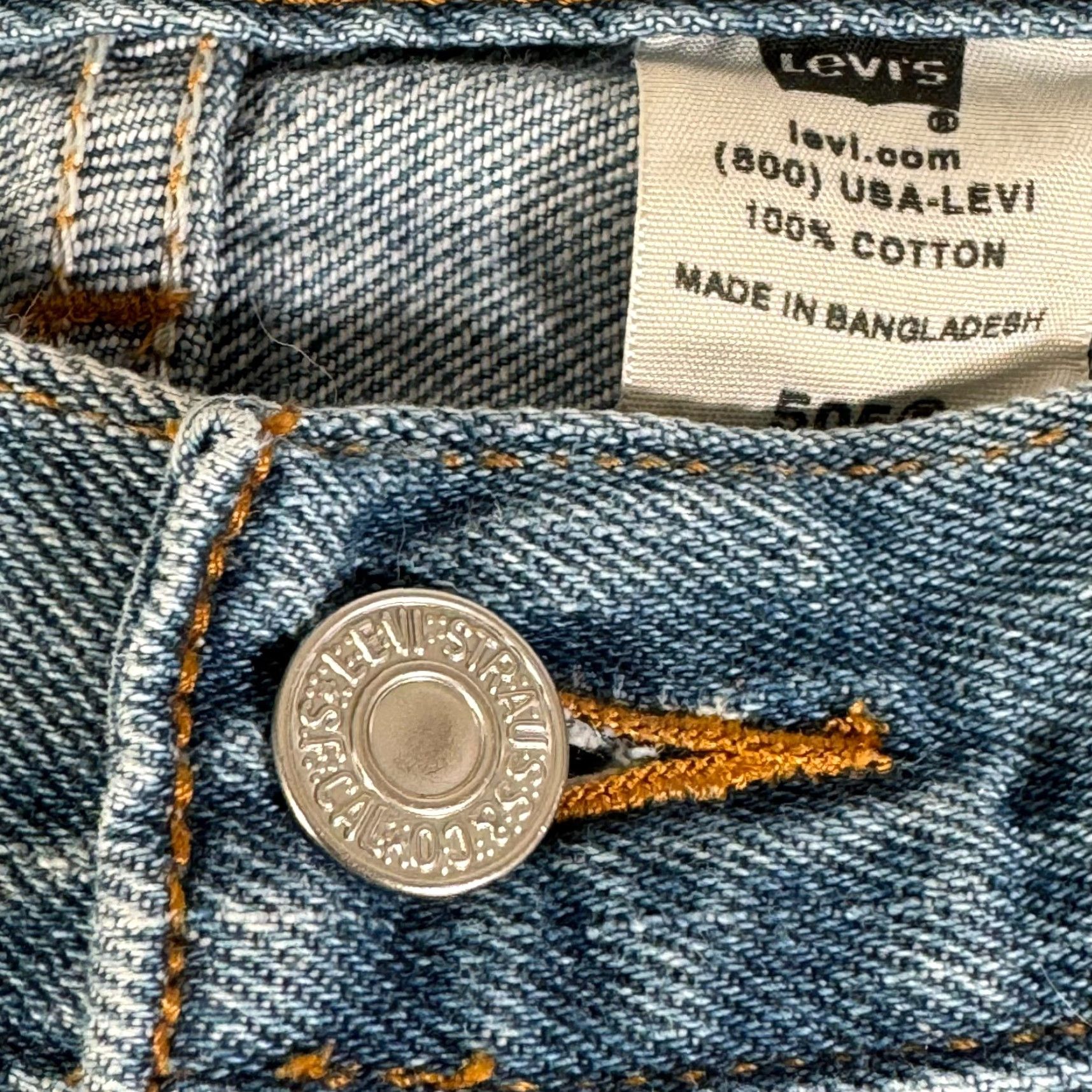 Levi's VINTAGE Levi's 505 Jeans Mens 33x32 Regular Fit 90s Y2K Denim Streetwear Grunge Blue Jeans Mens 33 Regular Fit 5-Pocket Design Size US 33 - 3 Thumbnail