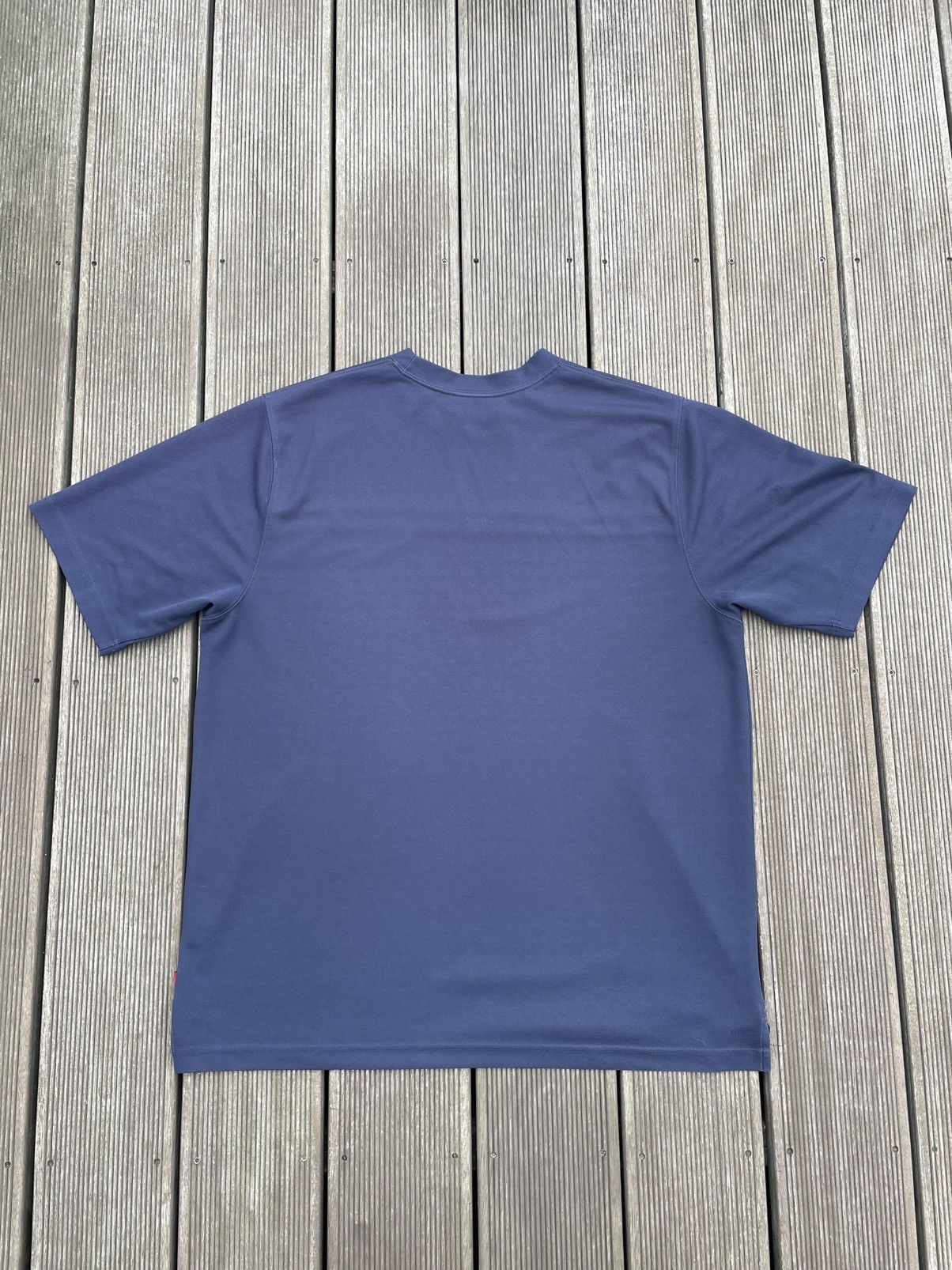 Oakley Vintage Oakley central metal tag tee size XL Size US XL / EU 56 / 4 - 8 Thumbnail