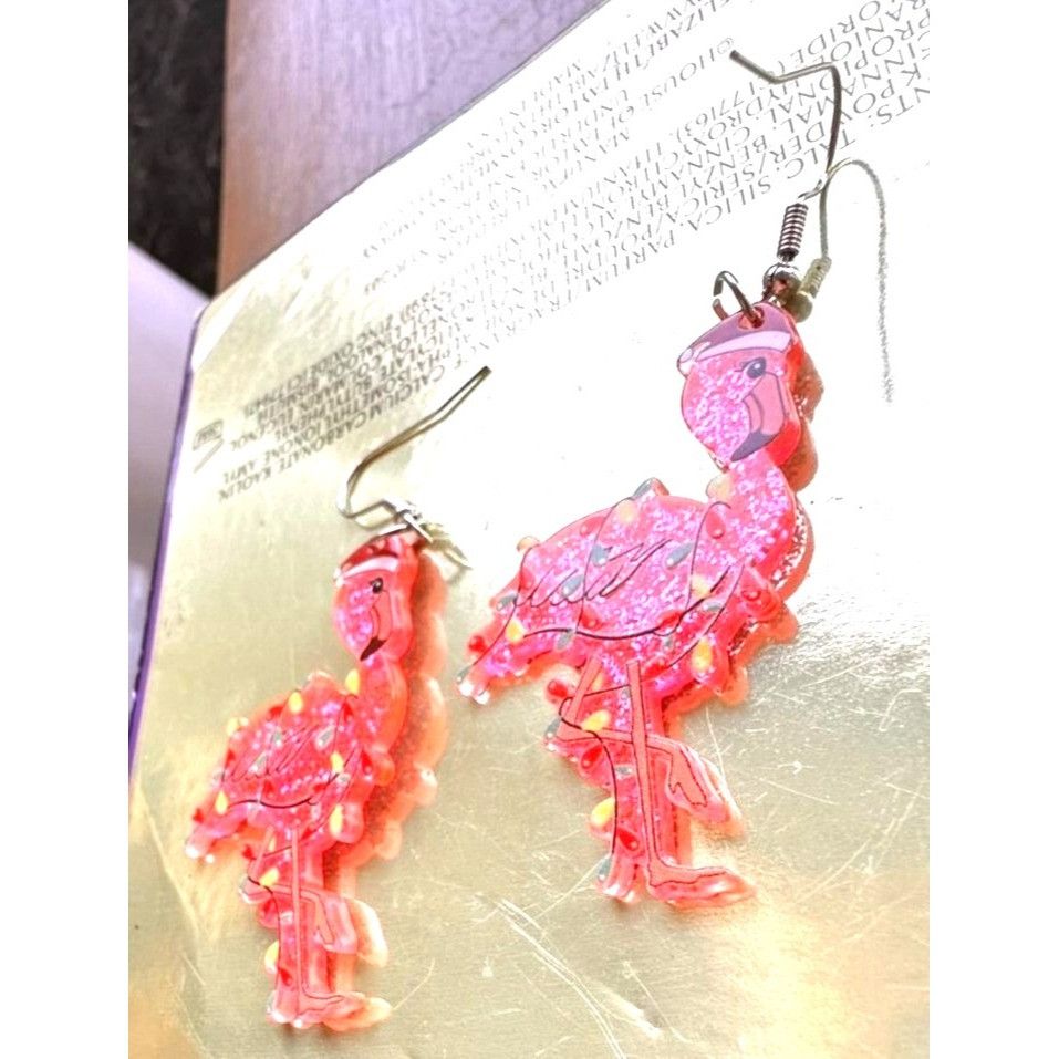 Handmade Christmas Flamingo Earrings New Santa Hat Holiday Lights Gli Size ONE SIZE - 11 Thumbnail