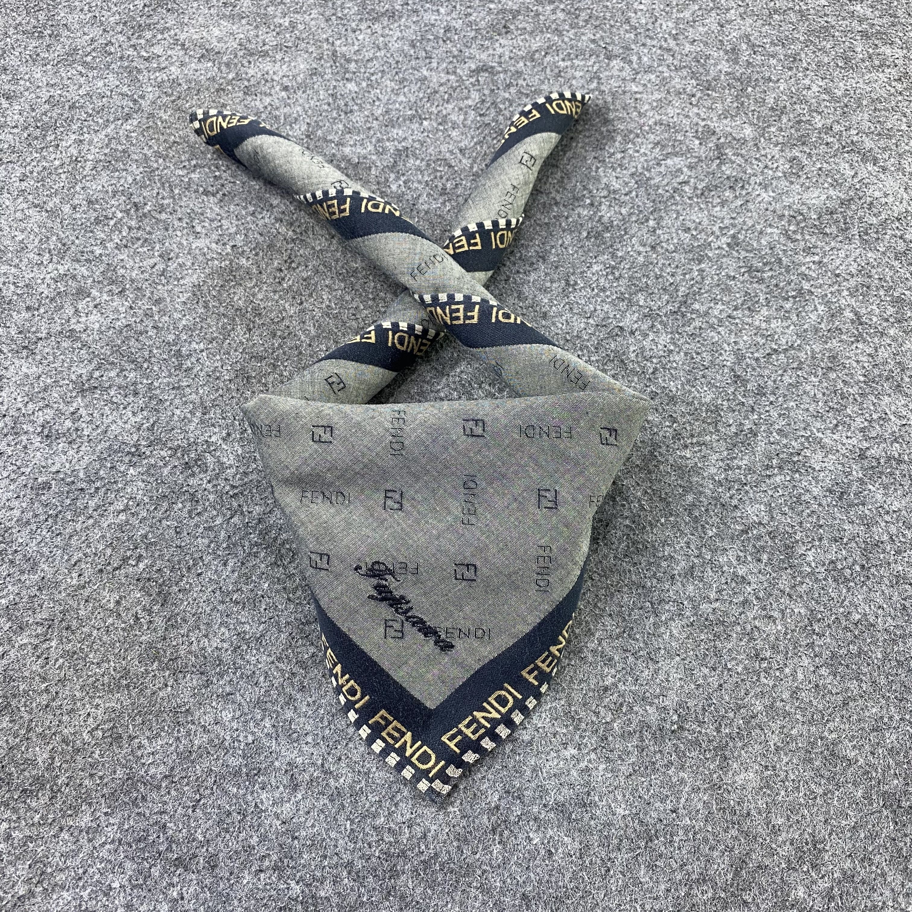 Fendi Fendi Handkerchief Neckerchief Bandana-B1802 Size ONE SIZE - 2 Thumbnail