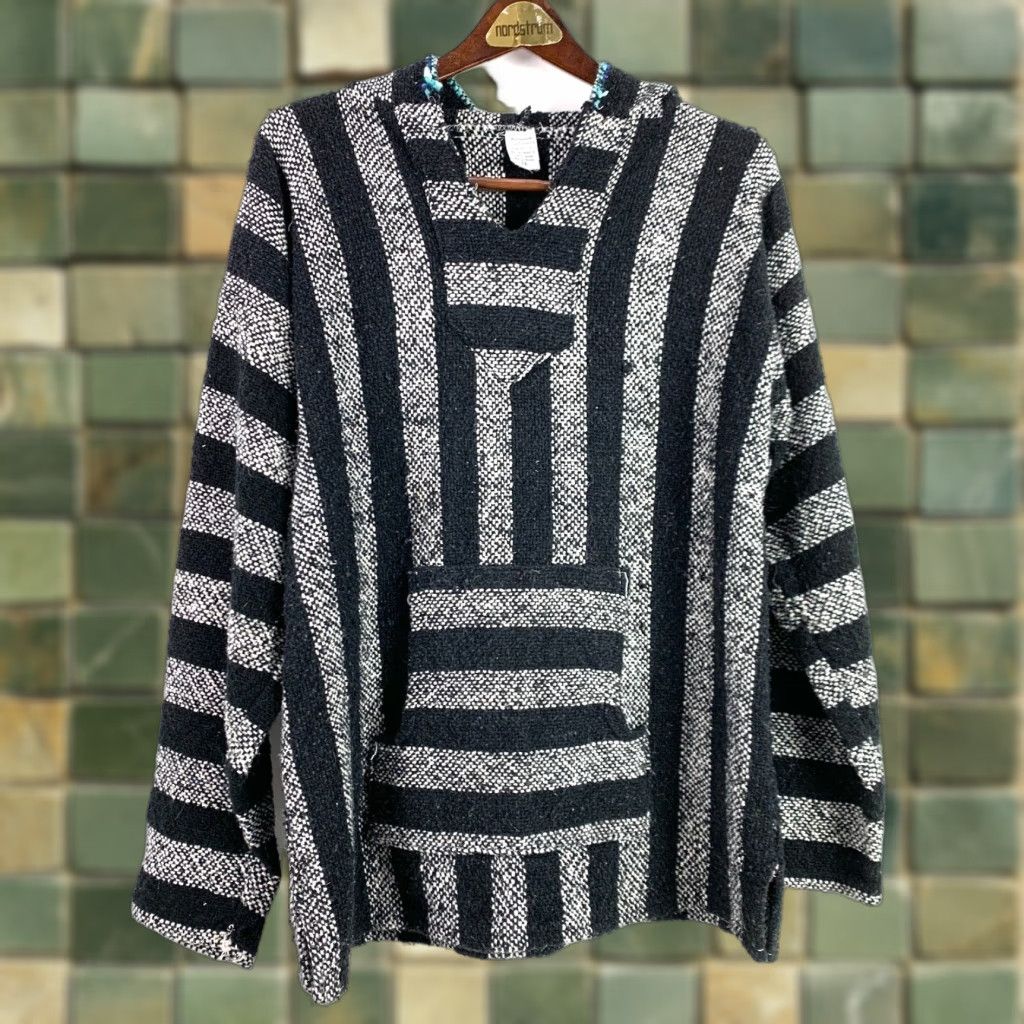 Vintage VINTAGE Artesanias Juan Cnamatzi Black White Knit Baja Pullover Hoodie XL Mexico Mens Size US XL / EU 56 / 4 - 1 Thumbnail