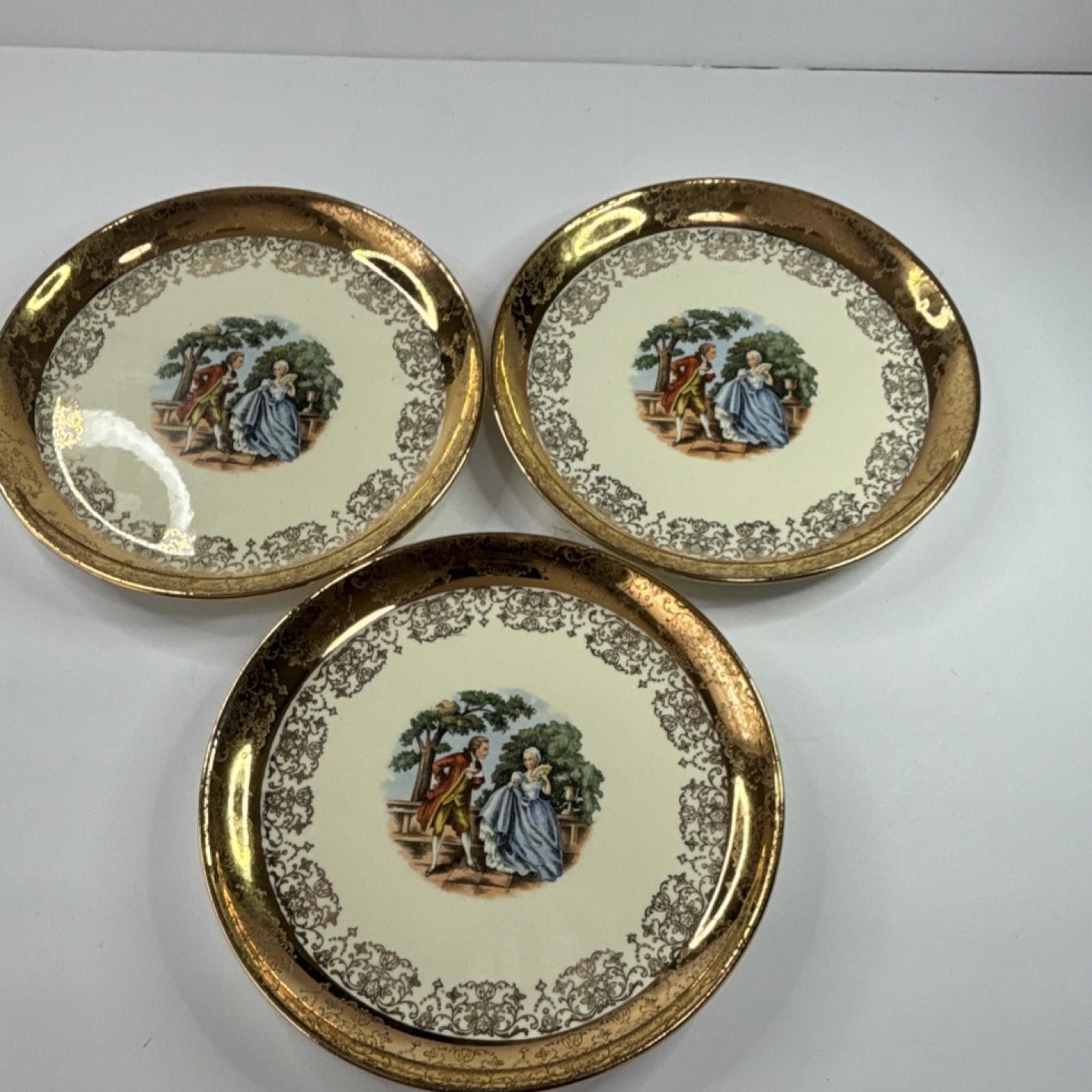 Other Crest O Gold Porcelain Plates Victorian Couple 22K Set of 3 Size ONE SIZE - 1 Thumbnail